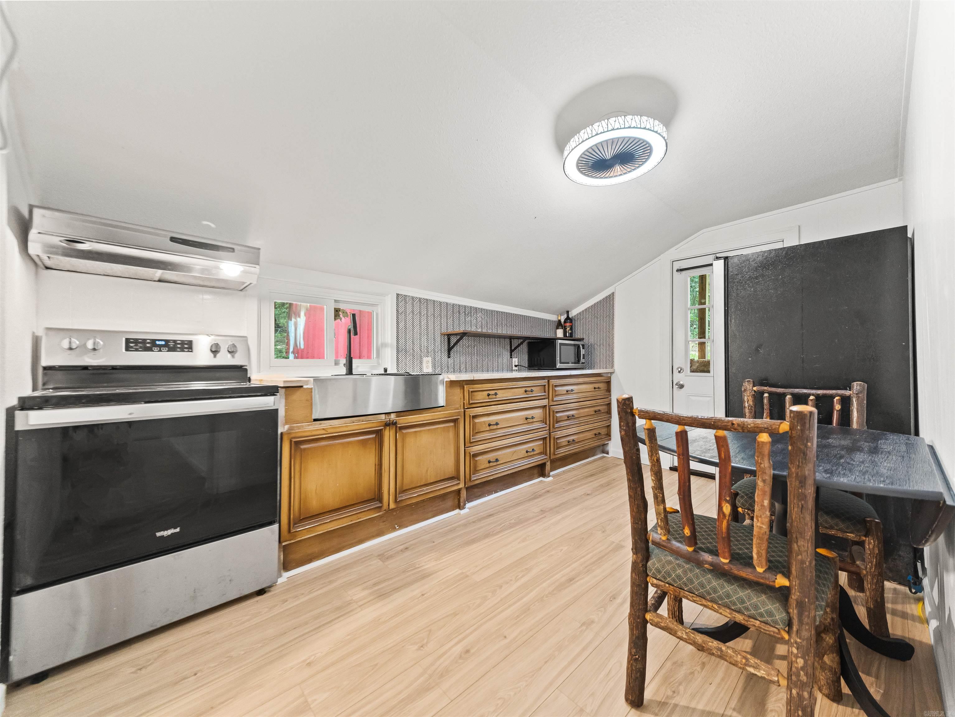 1057 Hamilton Dairy Property Photo 13