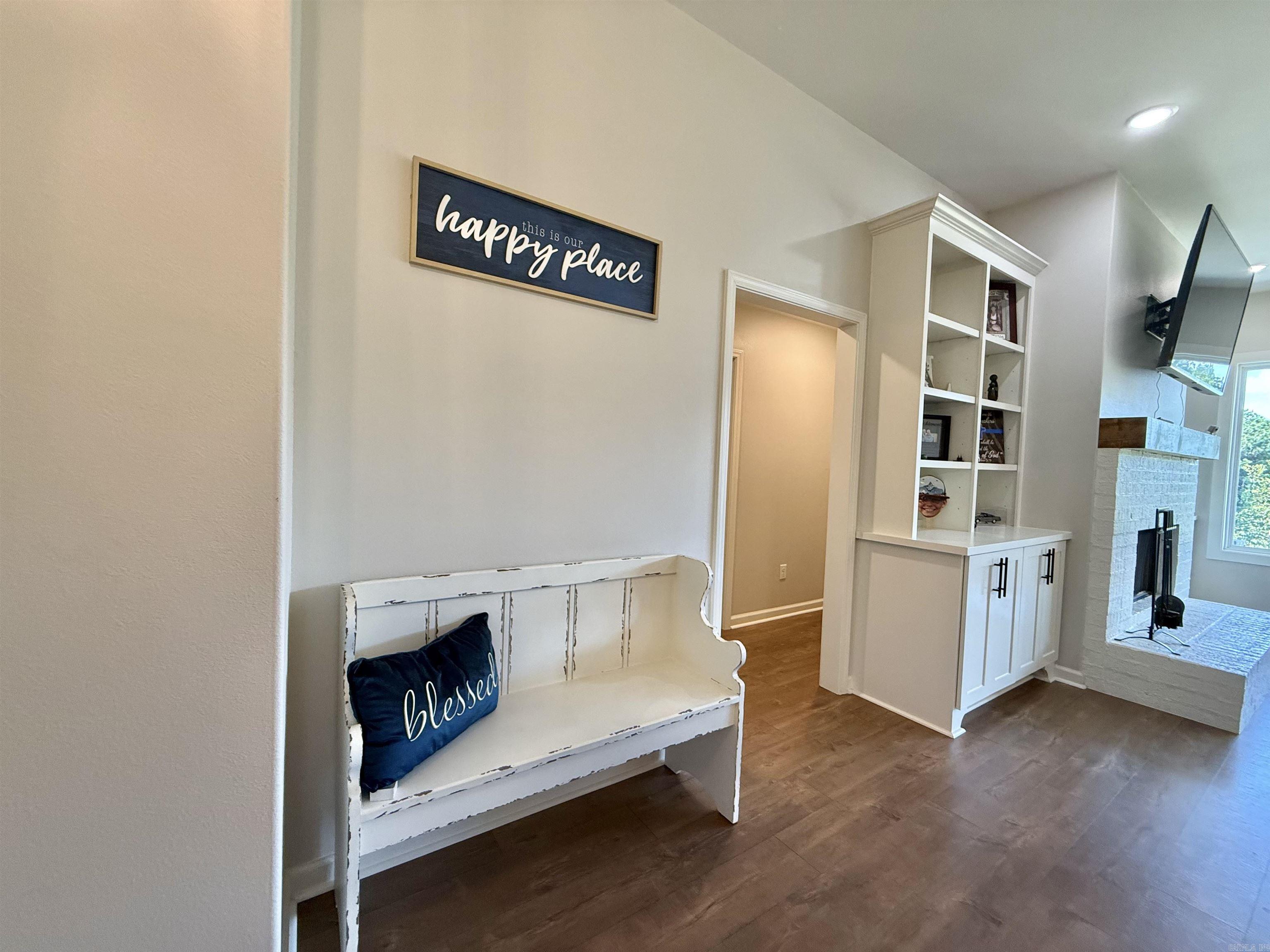 8269 Ore Trail Property Photo 7