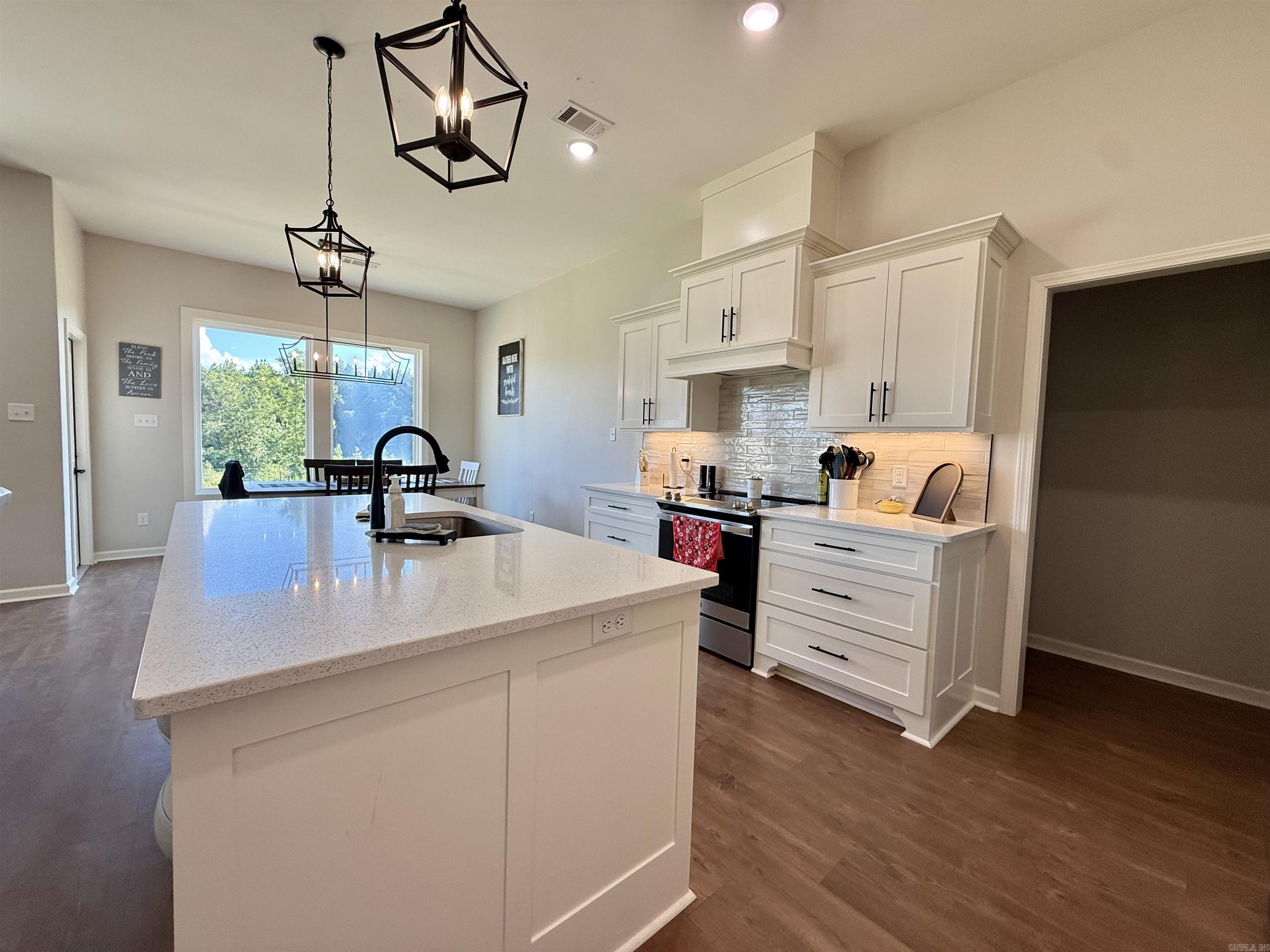 8269 Ore Trail Property Photo 13