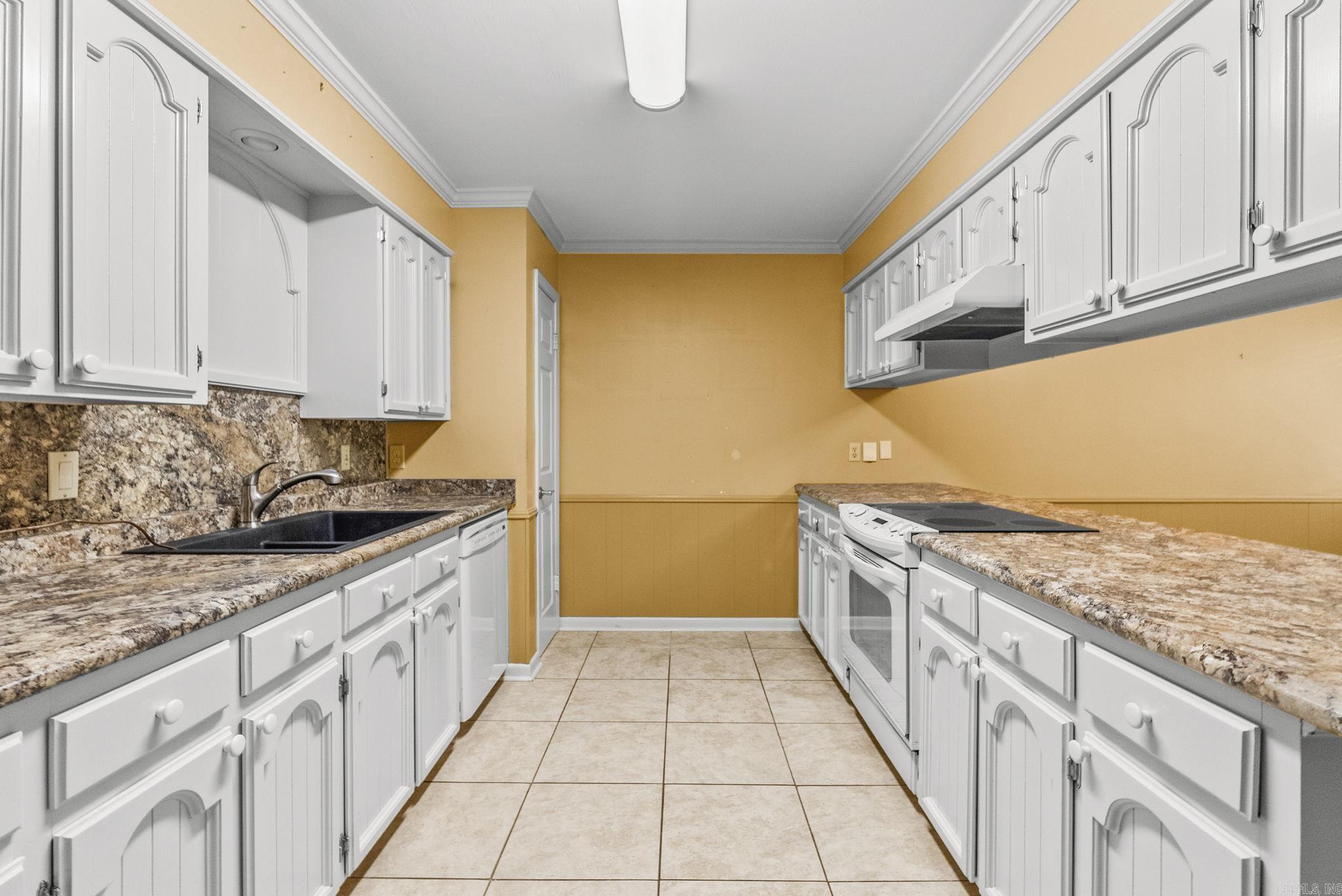 1400 Pickering Drive Property Photo 11