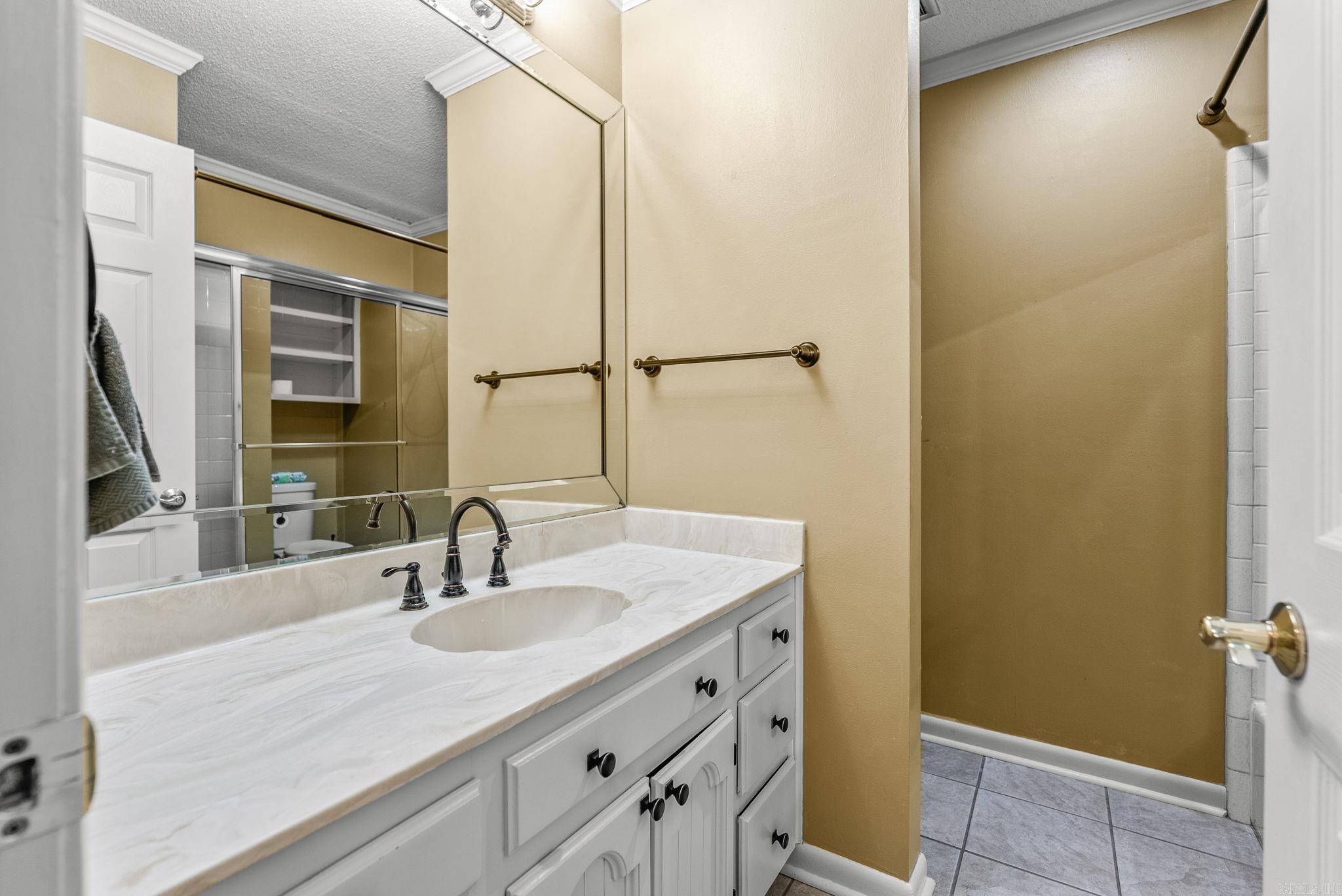 1400 Pickering Drive Property Photo 14