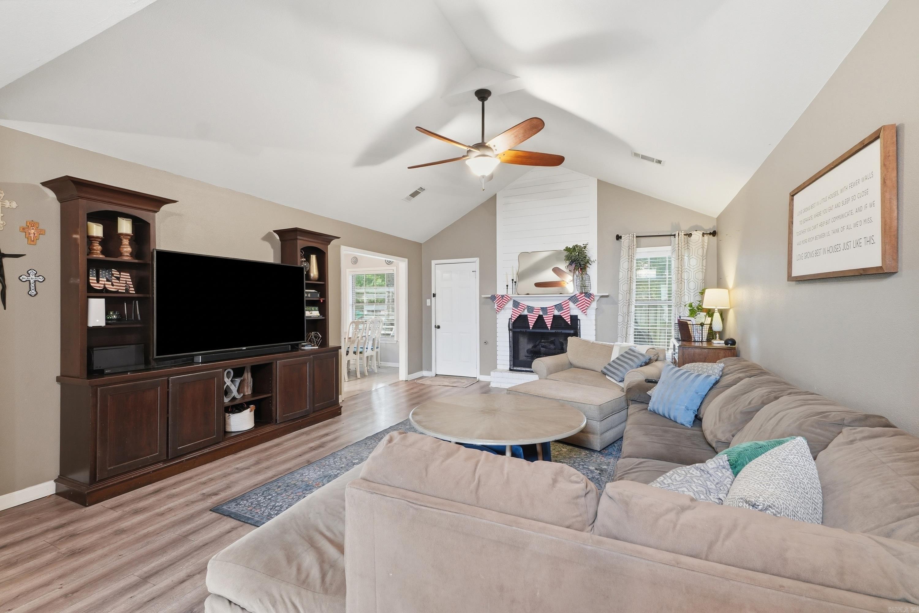 1025 Knights Drive Property Photo 5