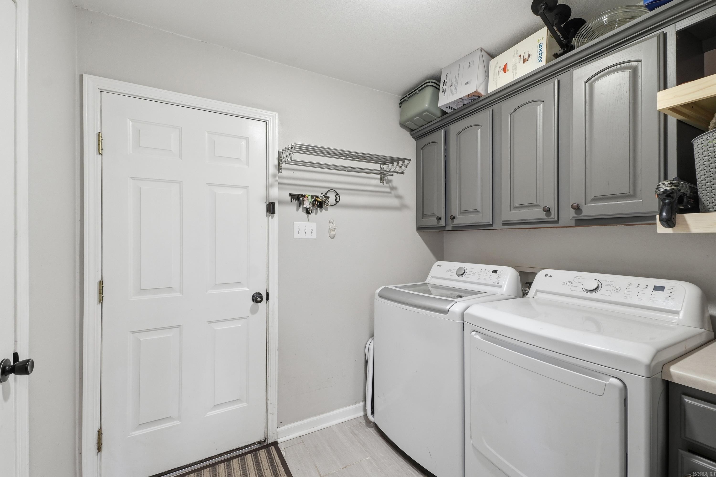 1025 Knights Drive Property Photo 20