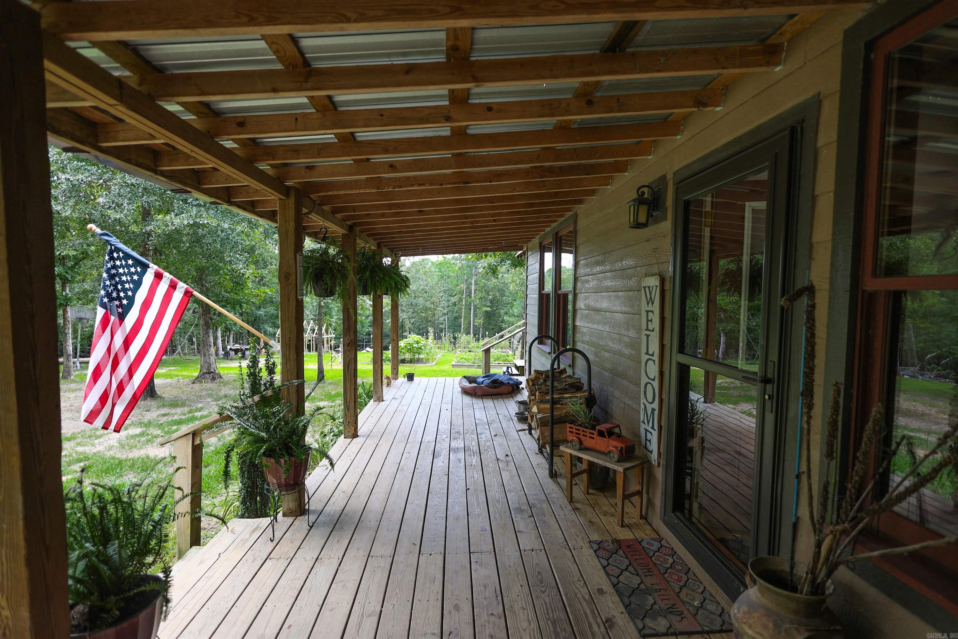 88 Oak Grove Lane Property Photo 4