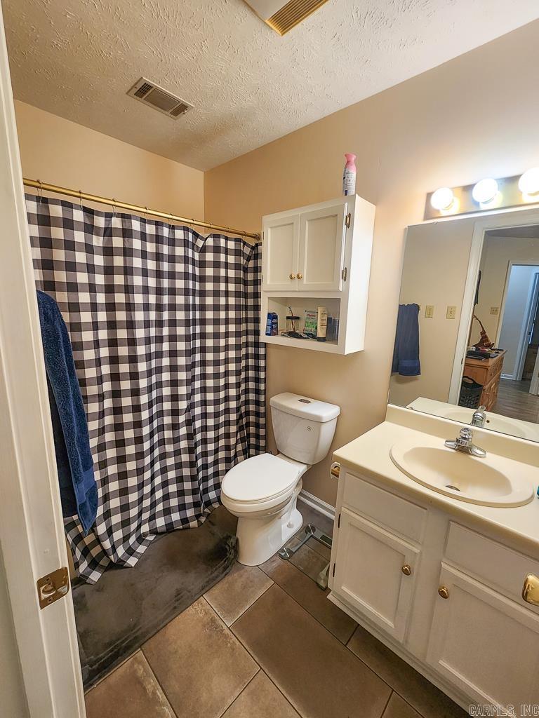 2560 Jayme Circle Property Photo 11