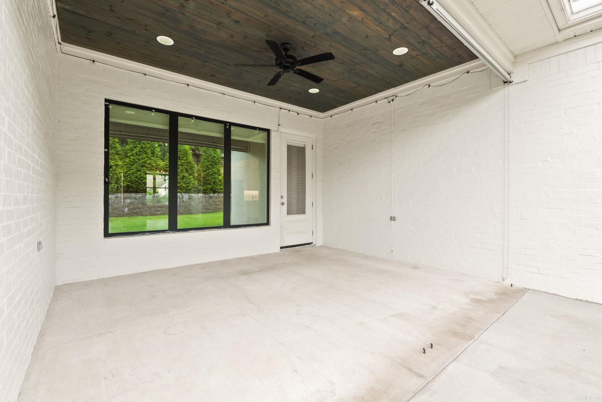 24 Waterside Drive Property Photo 42