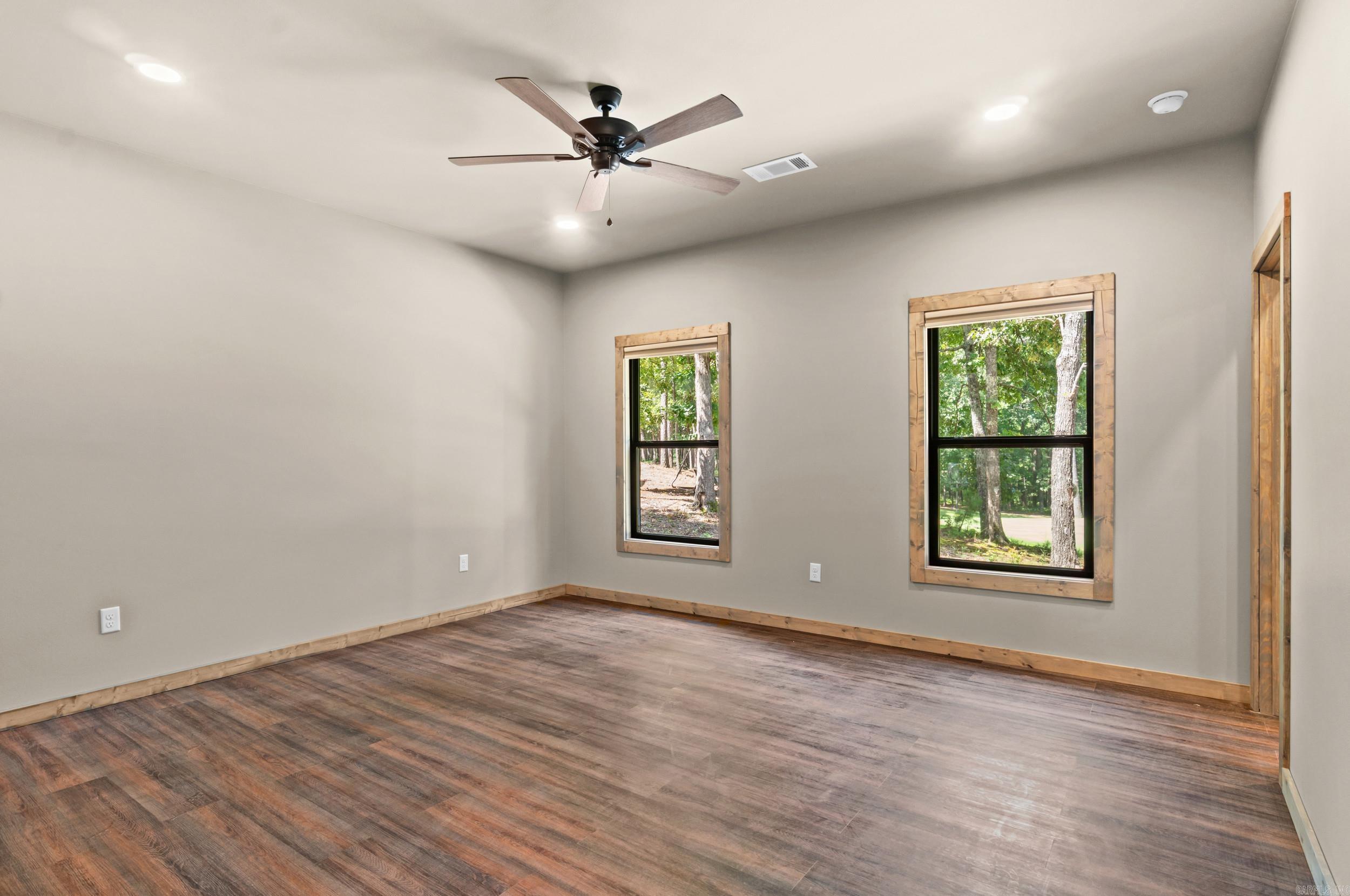 200 Kustrin Drive Property Photo 13