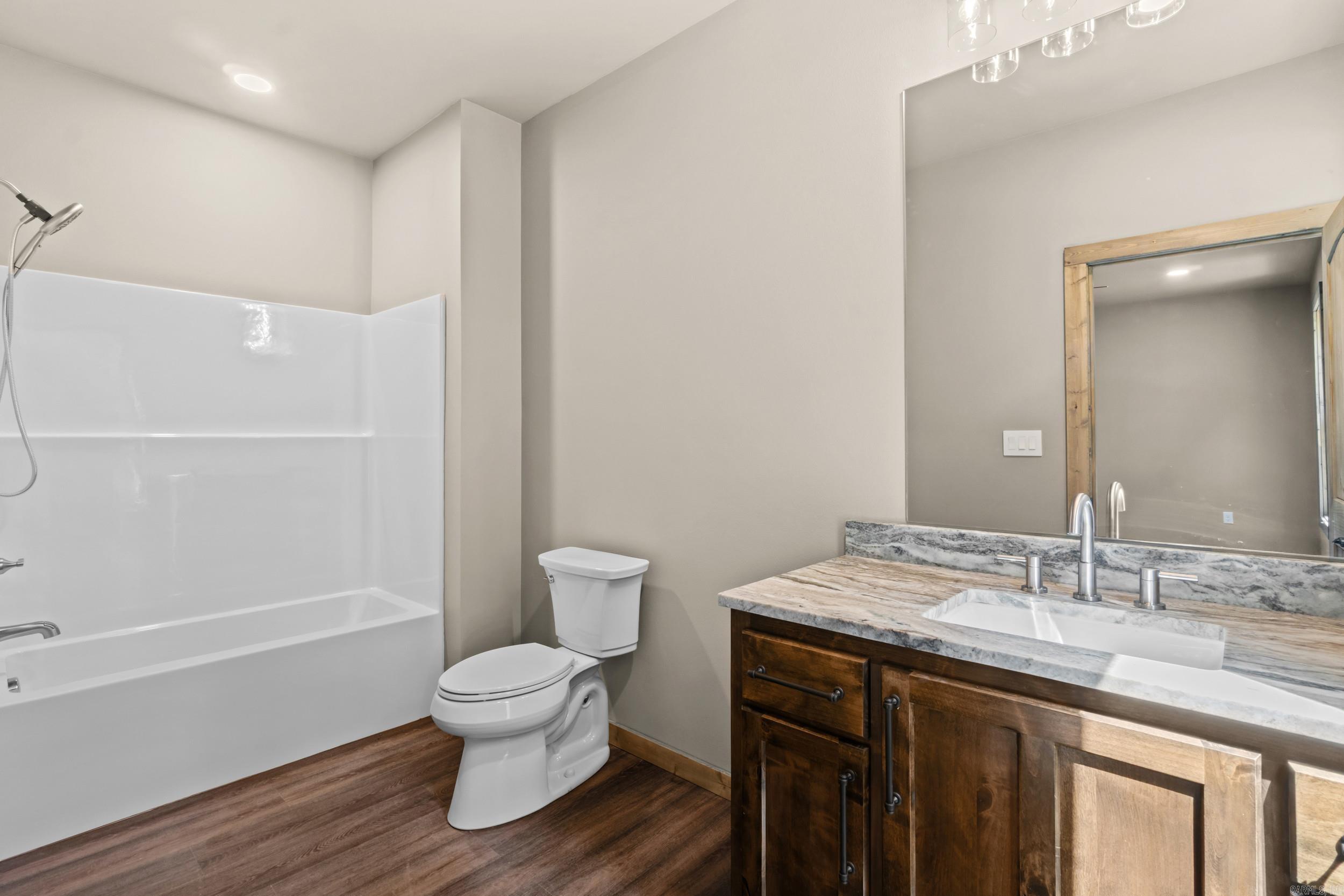 200 Kustrin Drive Property Photo 20