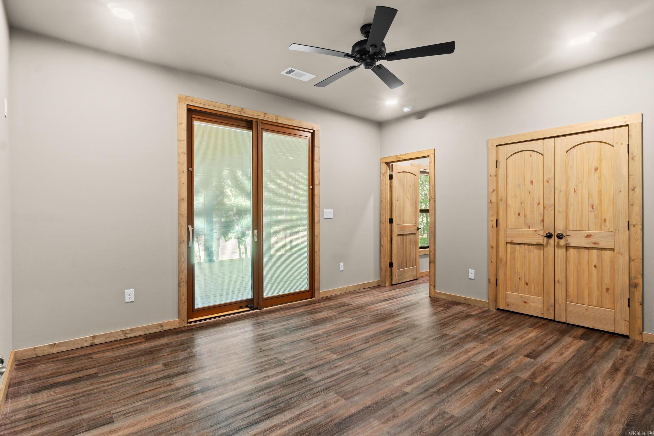 200 Kustrin Drive Property Photo 22