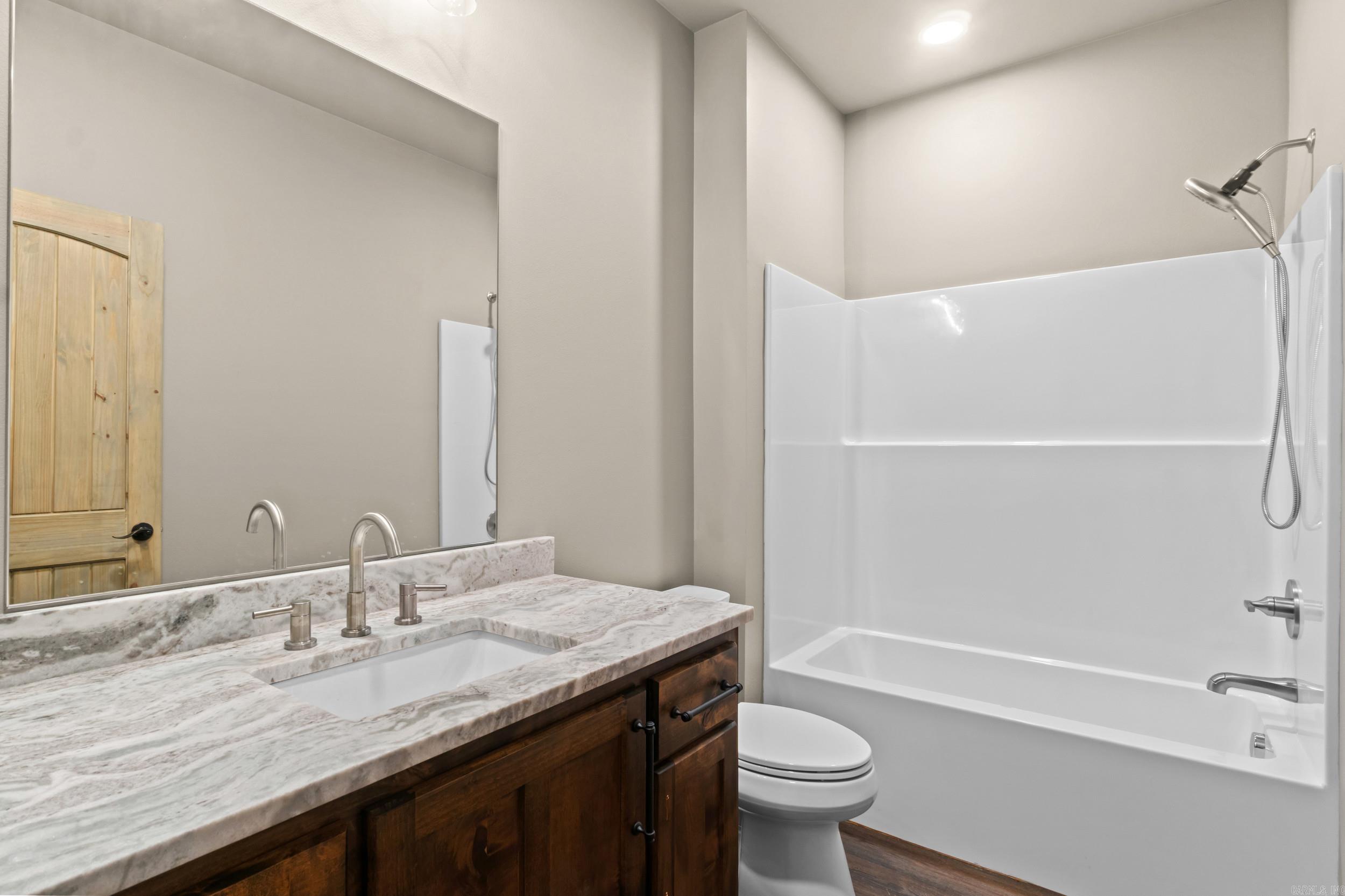 200 Kustrin Drive Property Photo 25