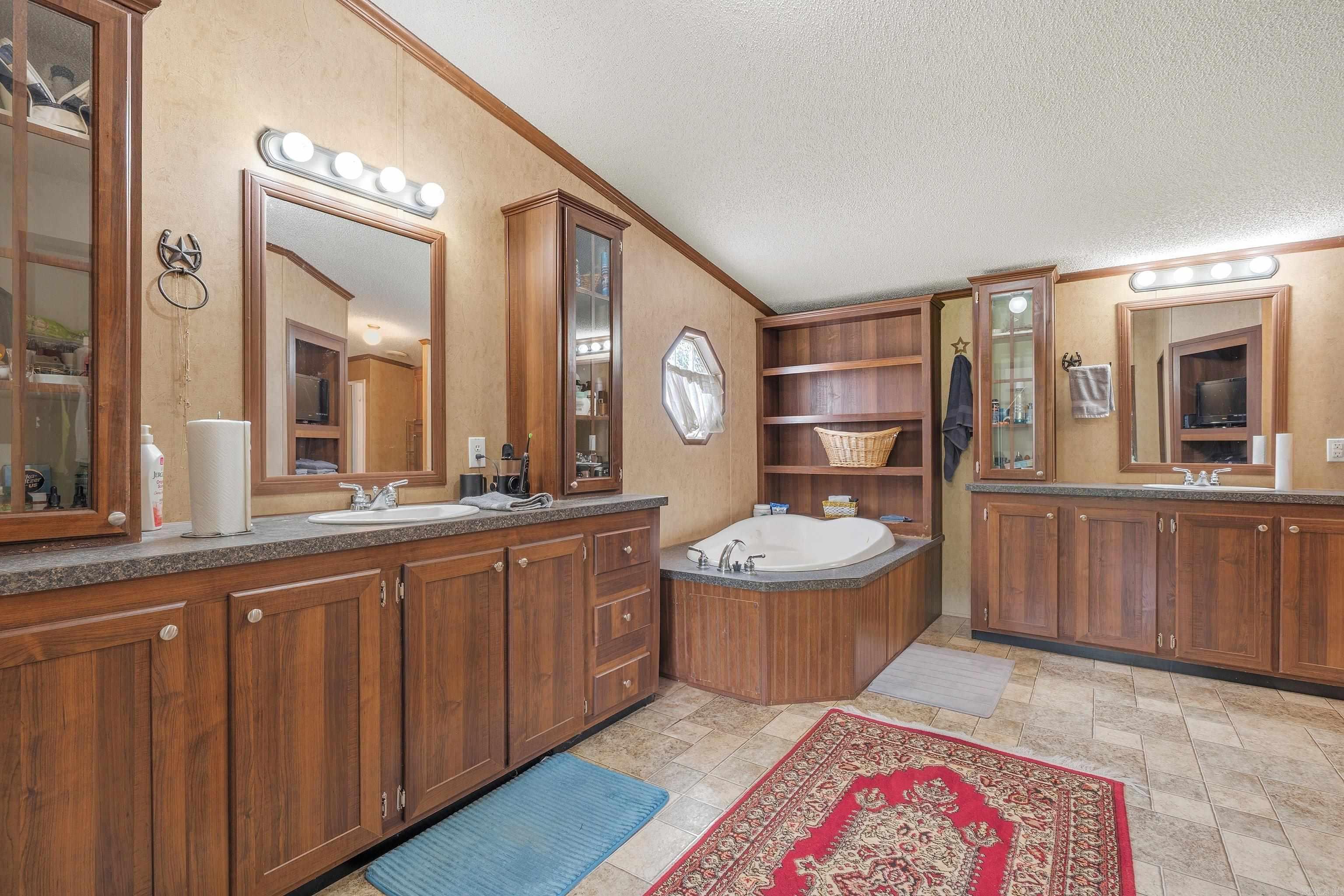 140 Sentinel Road Property Photo 16