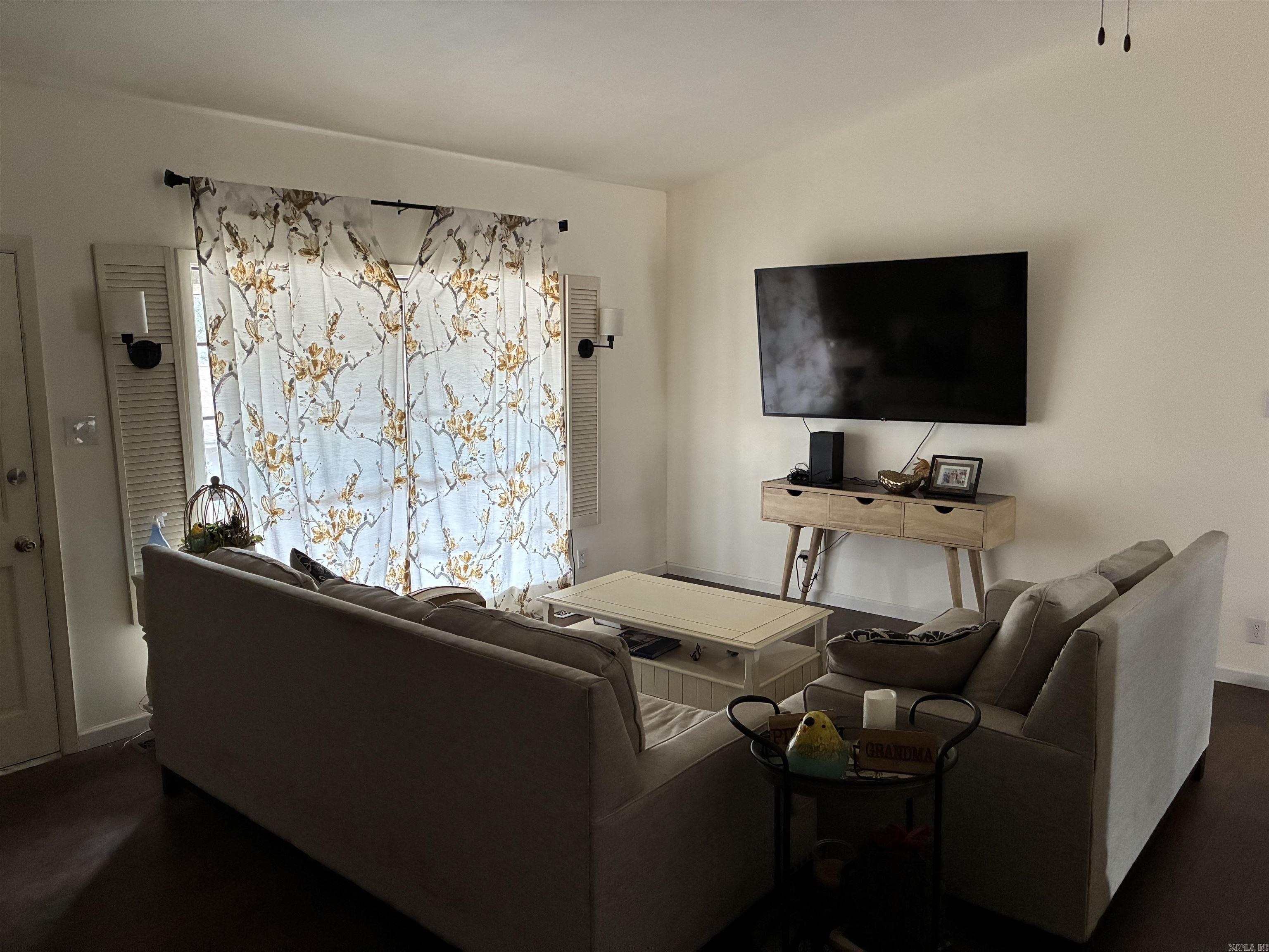 47 Malaga Way Property Photo 5