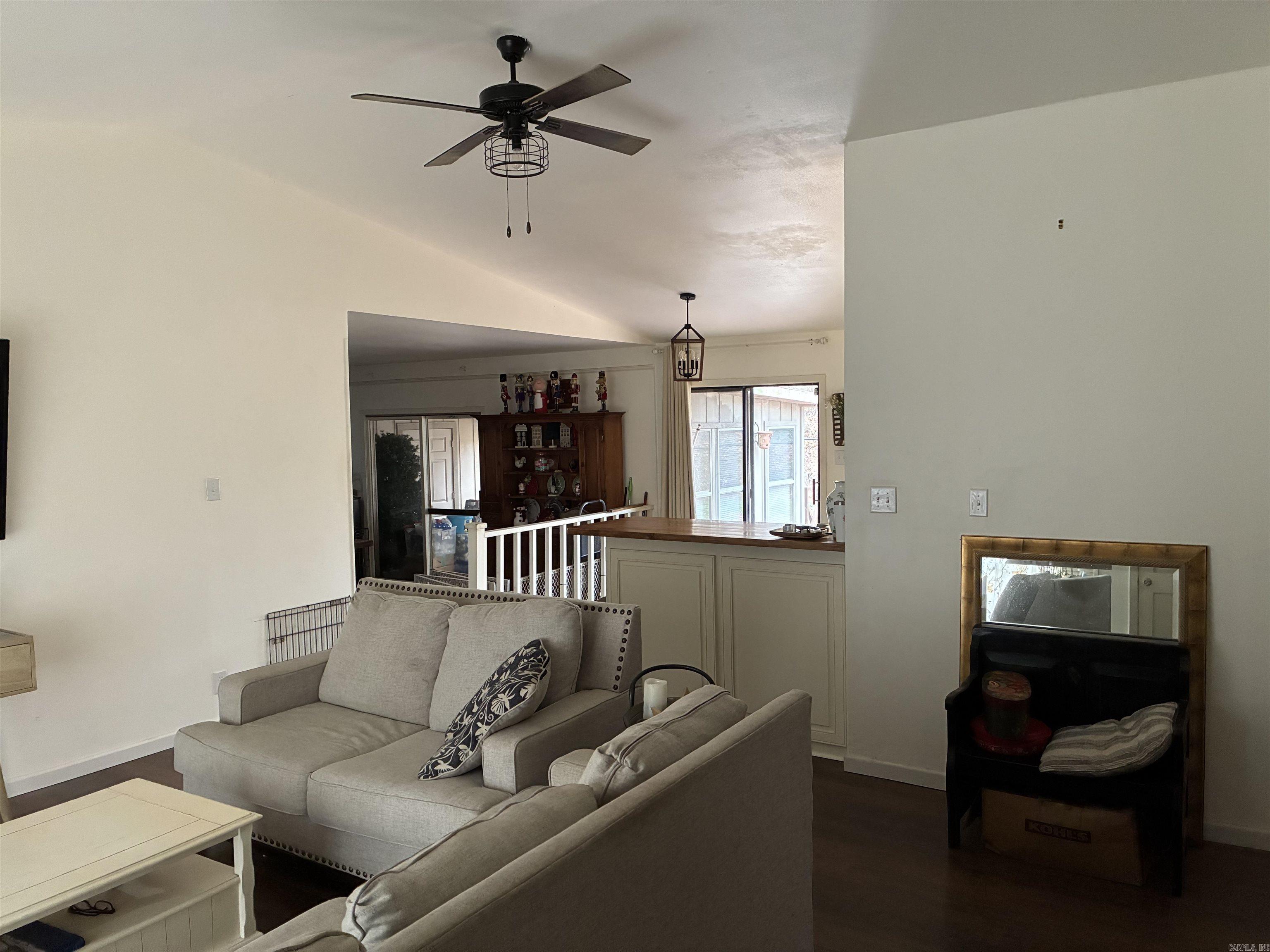 47 Malaga Way Property Photo 8