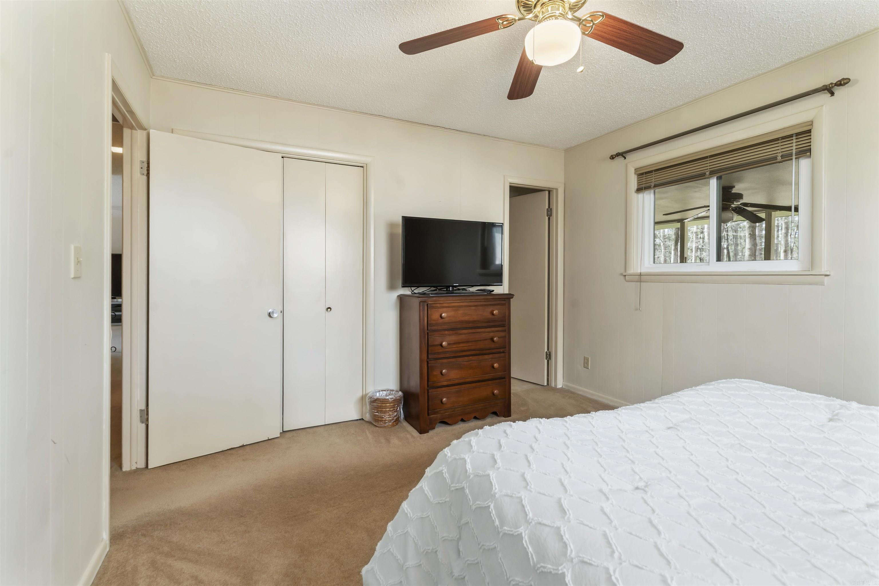 3 Valls Lane Property Photo 25