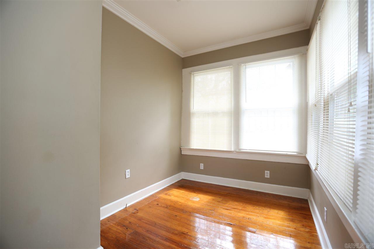 3711 W Markham Property Photo 11
