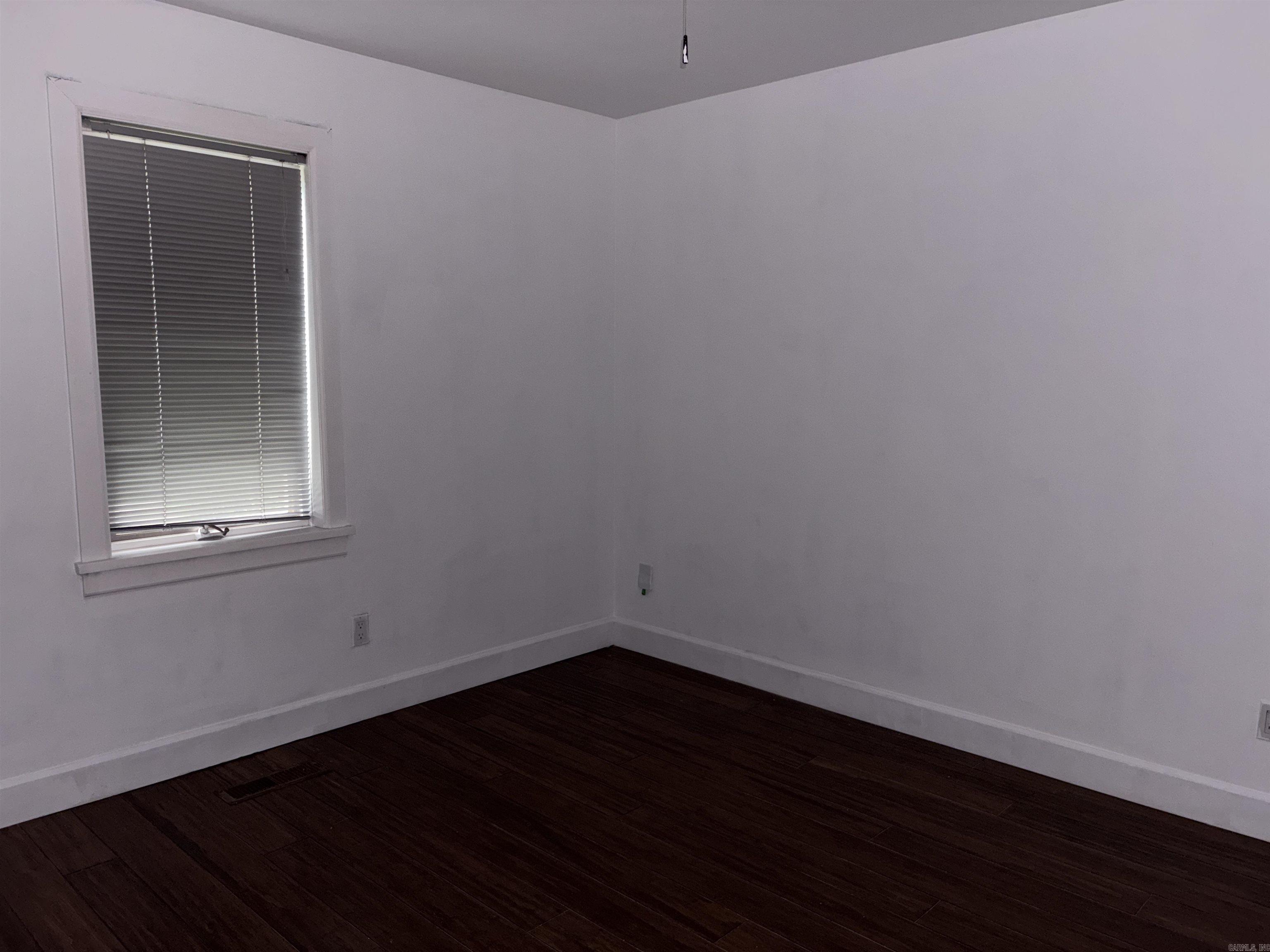 6011 Southwind Drive Property Photo 29