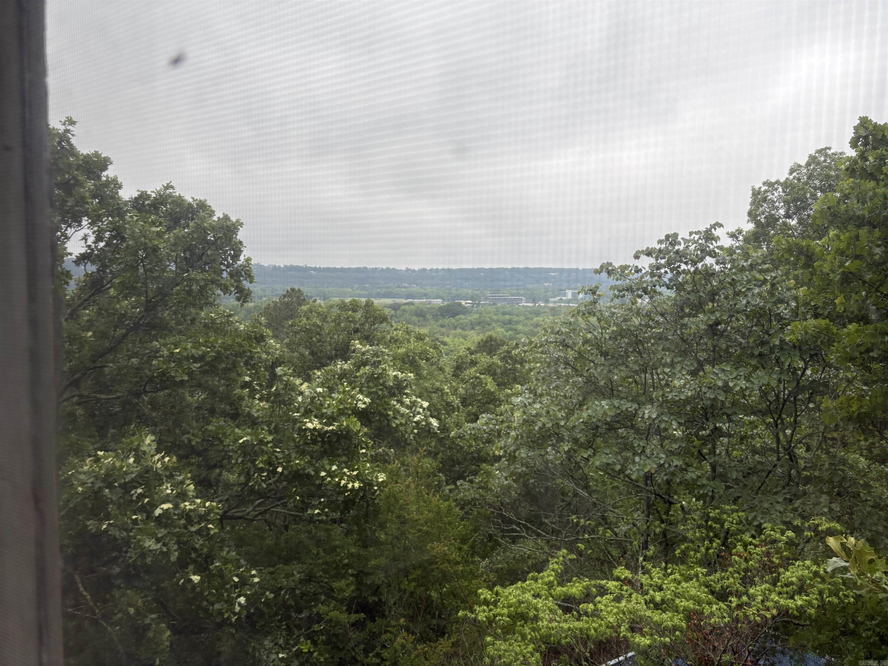 6011 Southwind Drive Property Photo 36