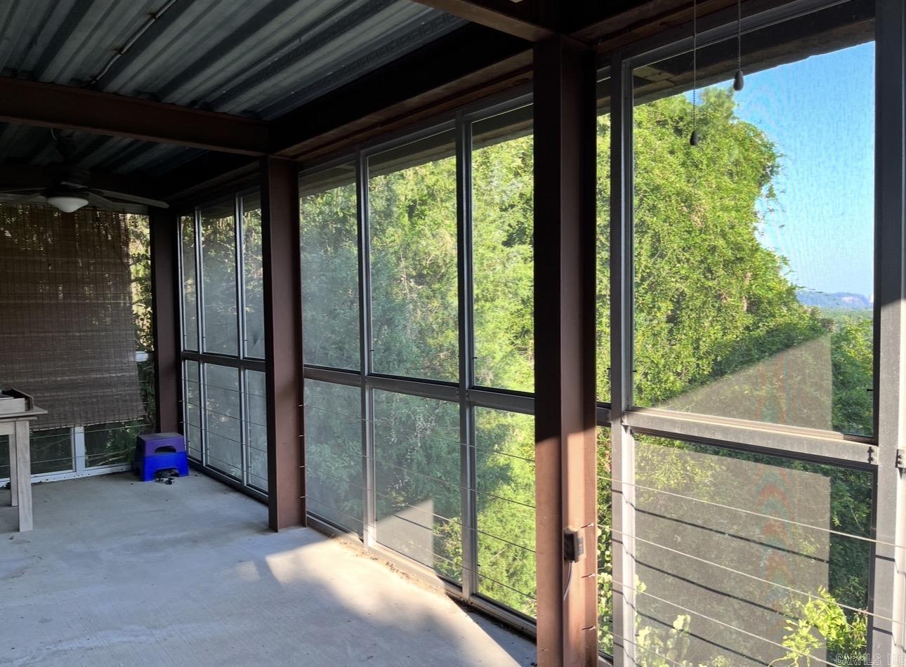 6011 Southwind Drive Property Photo 41