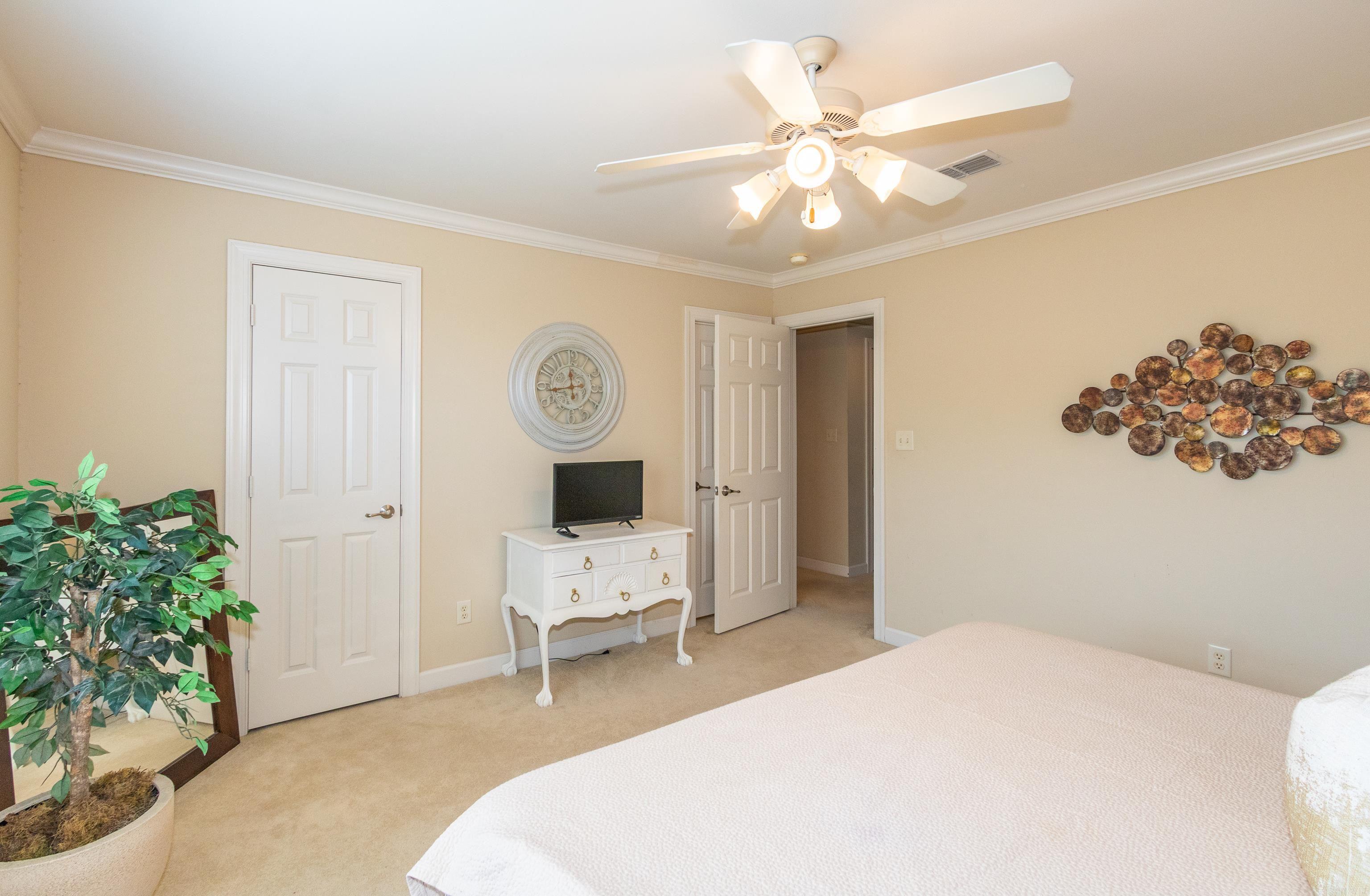 118 Manitou Drive Property Photo 26