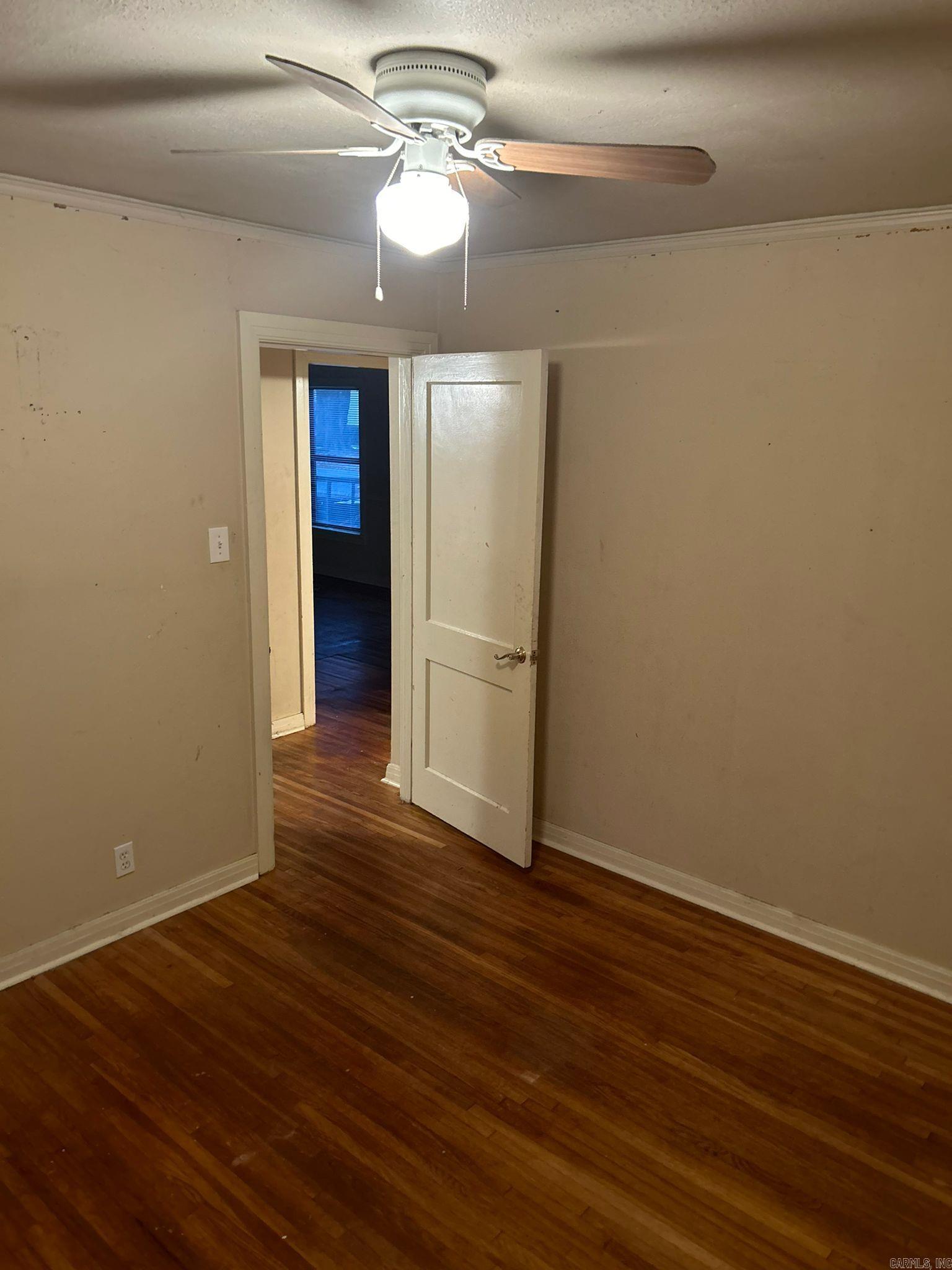 4512 Rogers St Street Property Photo 5