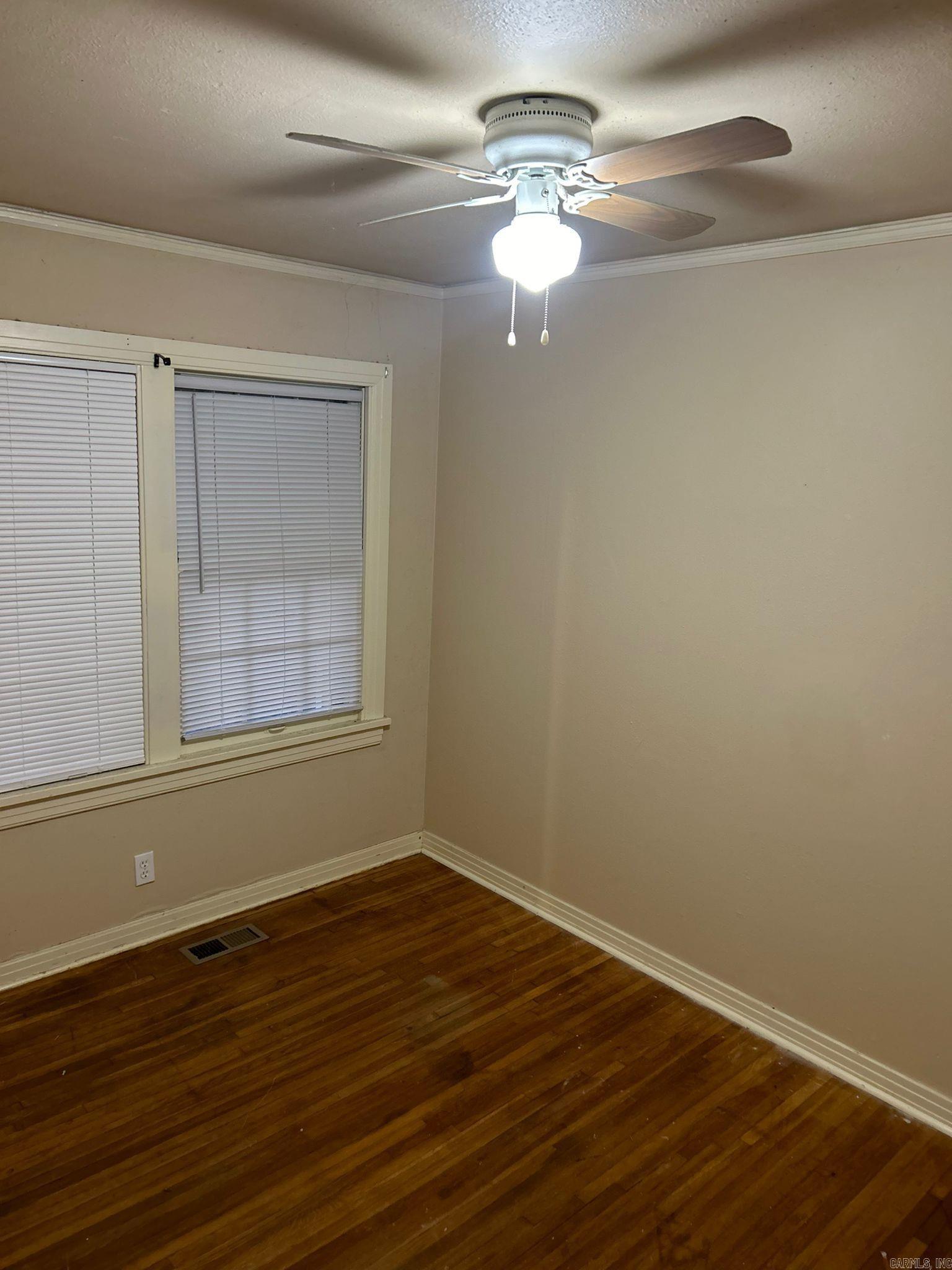 4512 Rogers St Street Property Photo 6