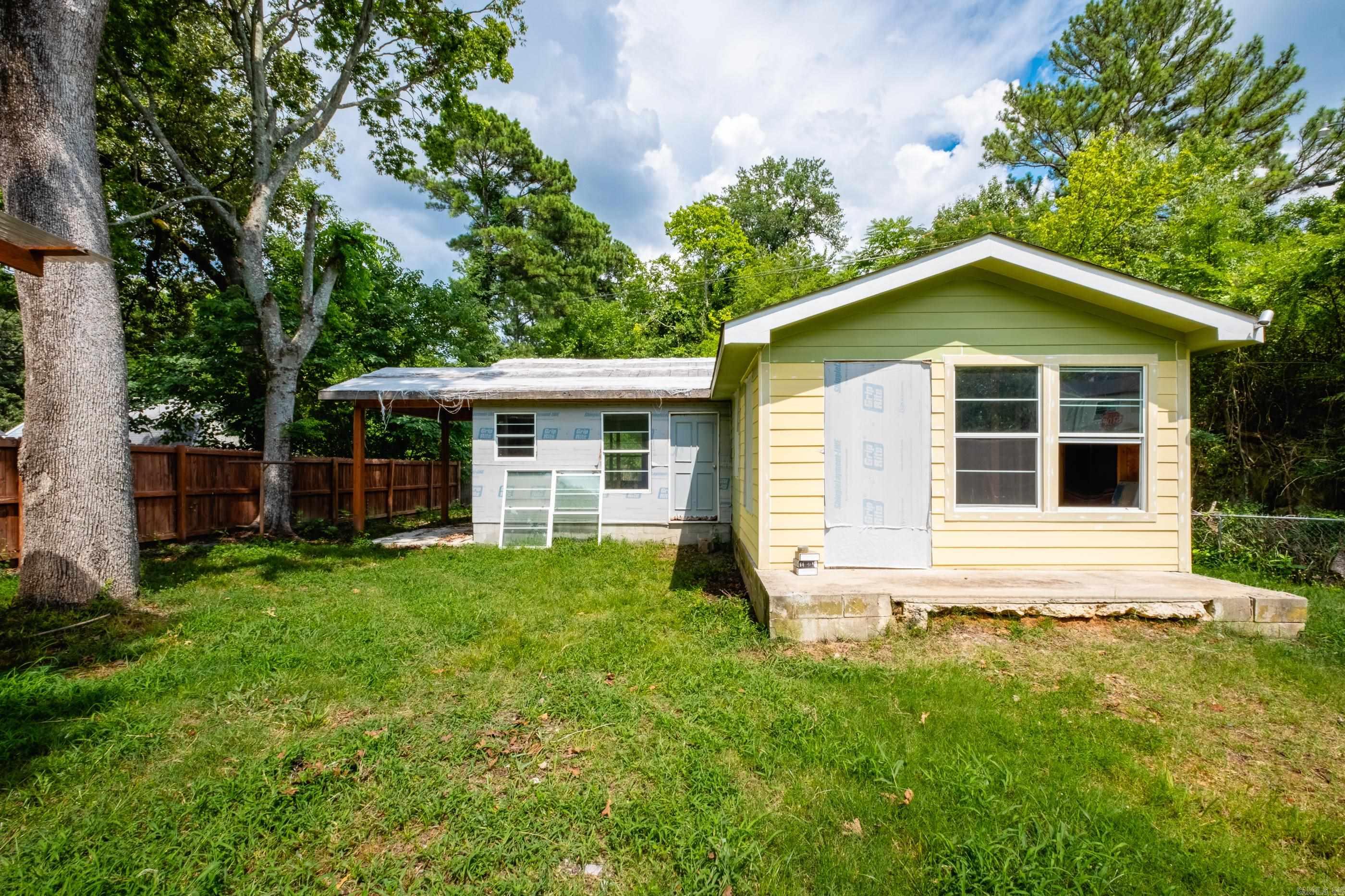 519 Valmar Street Property Photo 2
