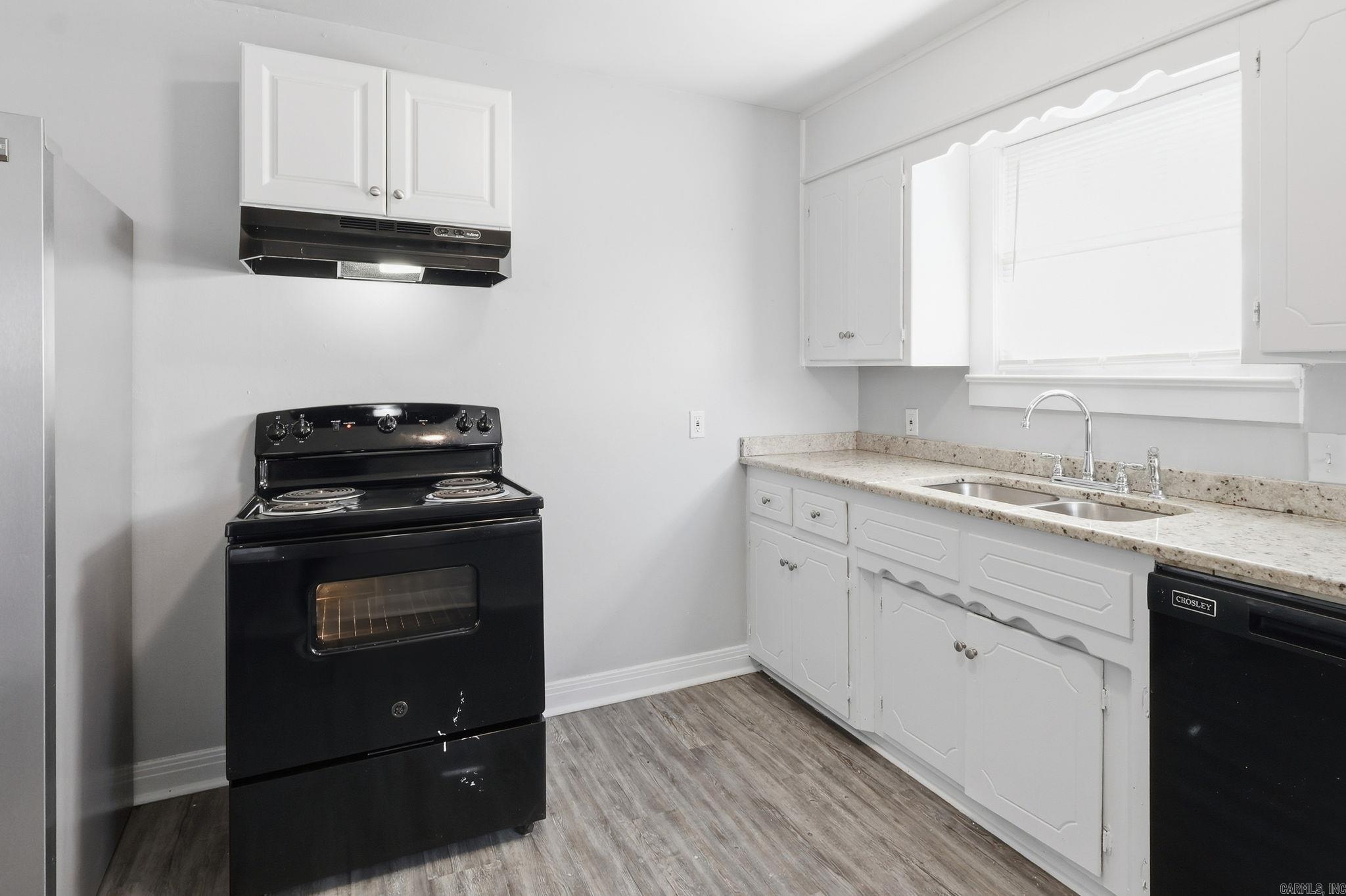 1814 Moss Street Property Photo 11