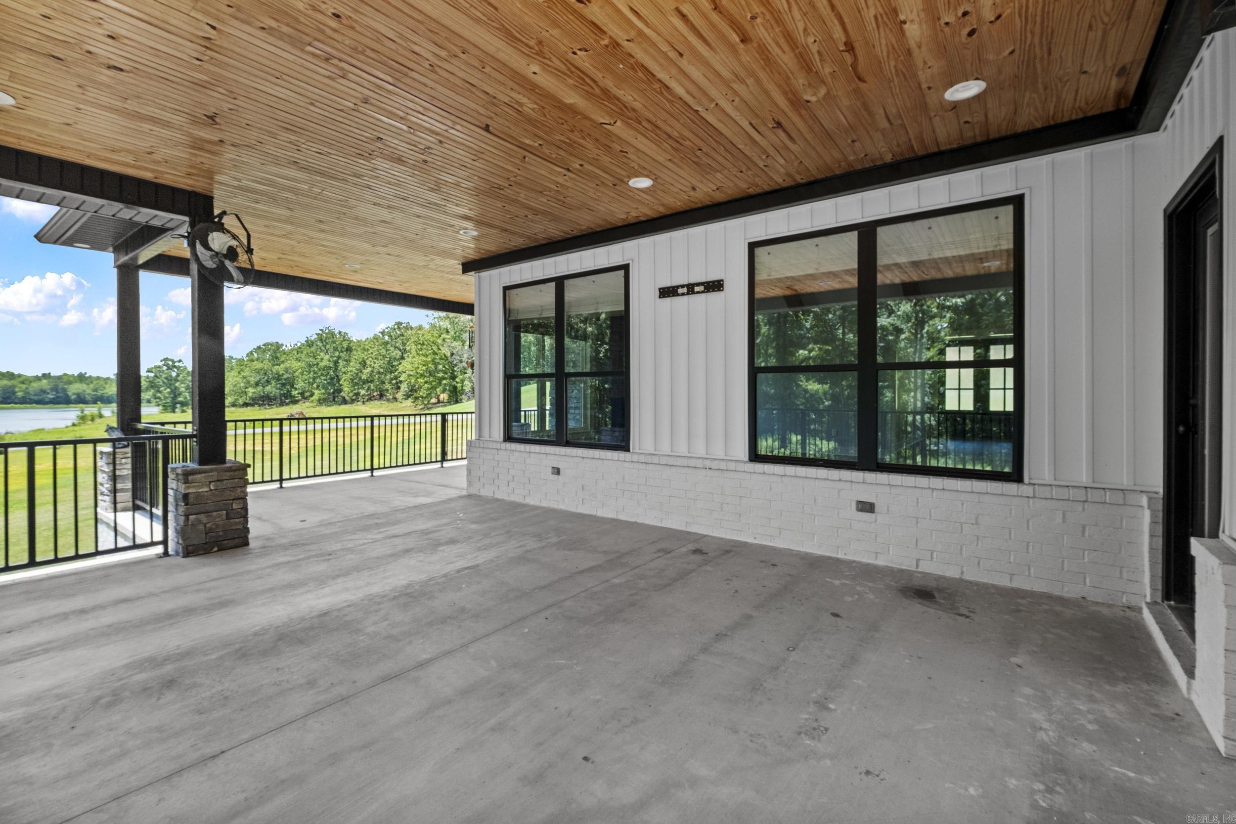 35 Helen Circle Property Photo 44