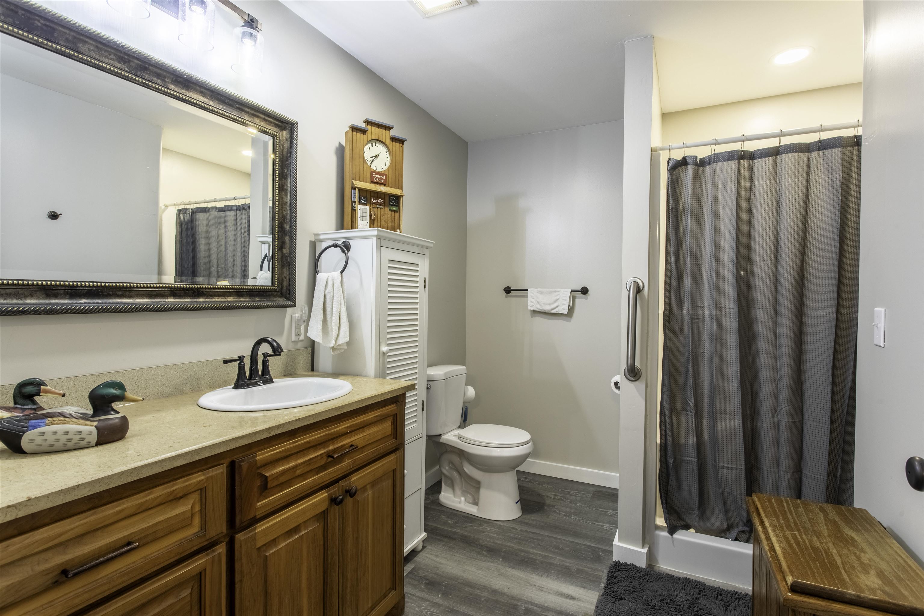 9 & 15 Pear Tree Lane Property Photo 20