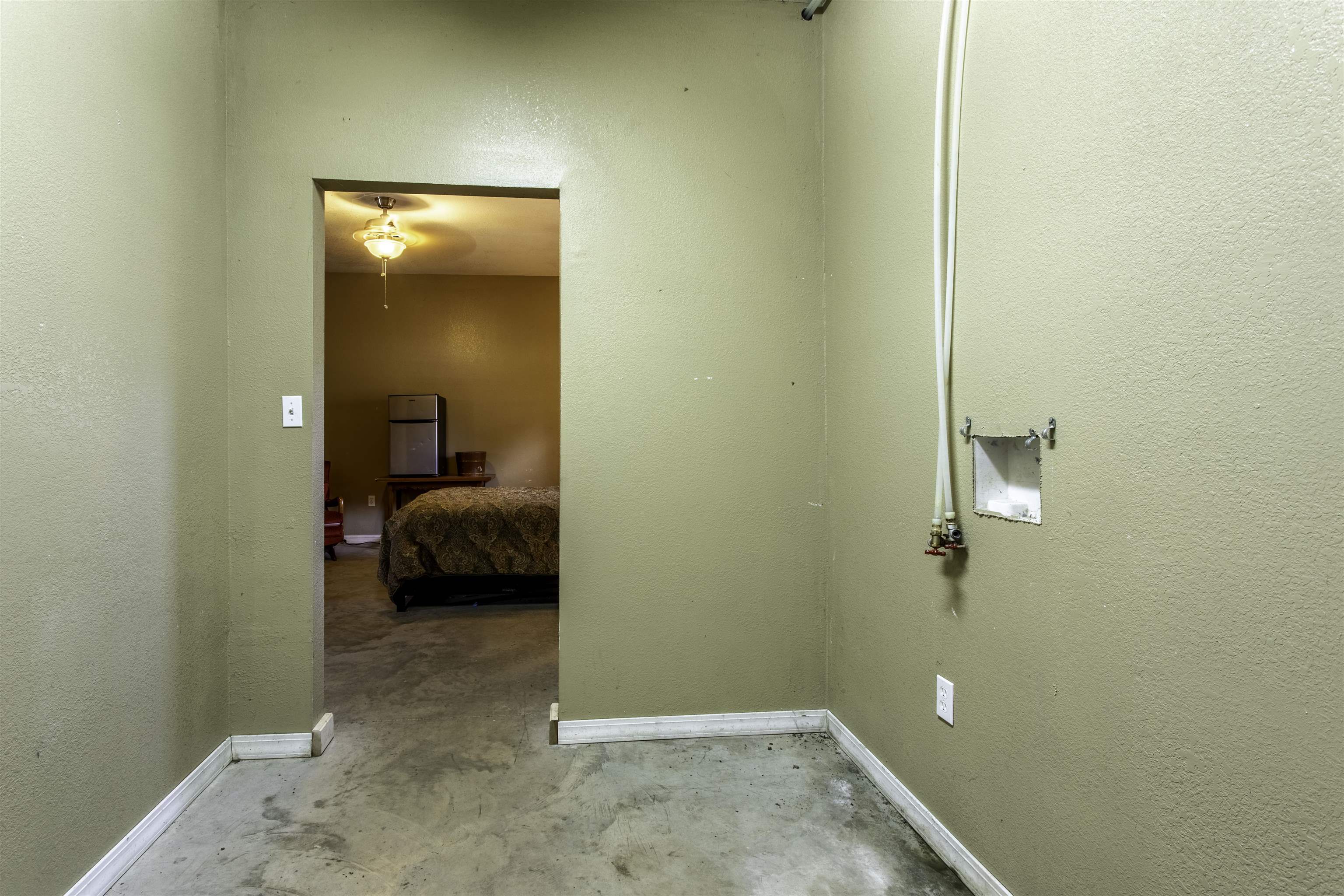 9 & 15 Pear Tree Lane Property Photo 44