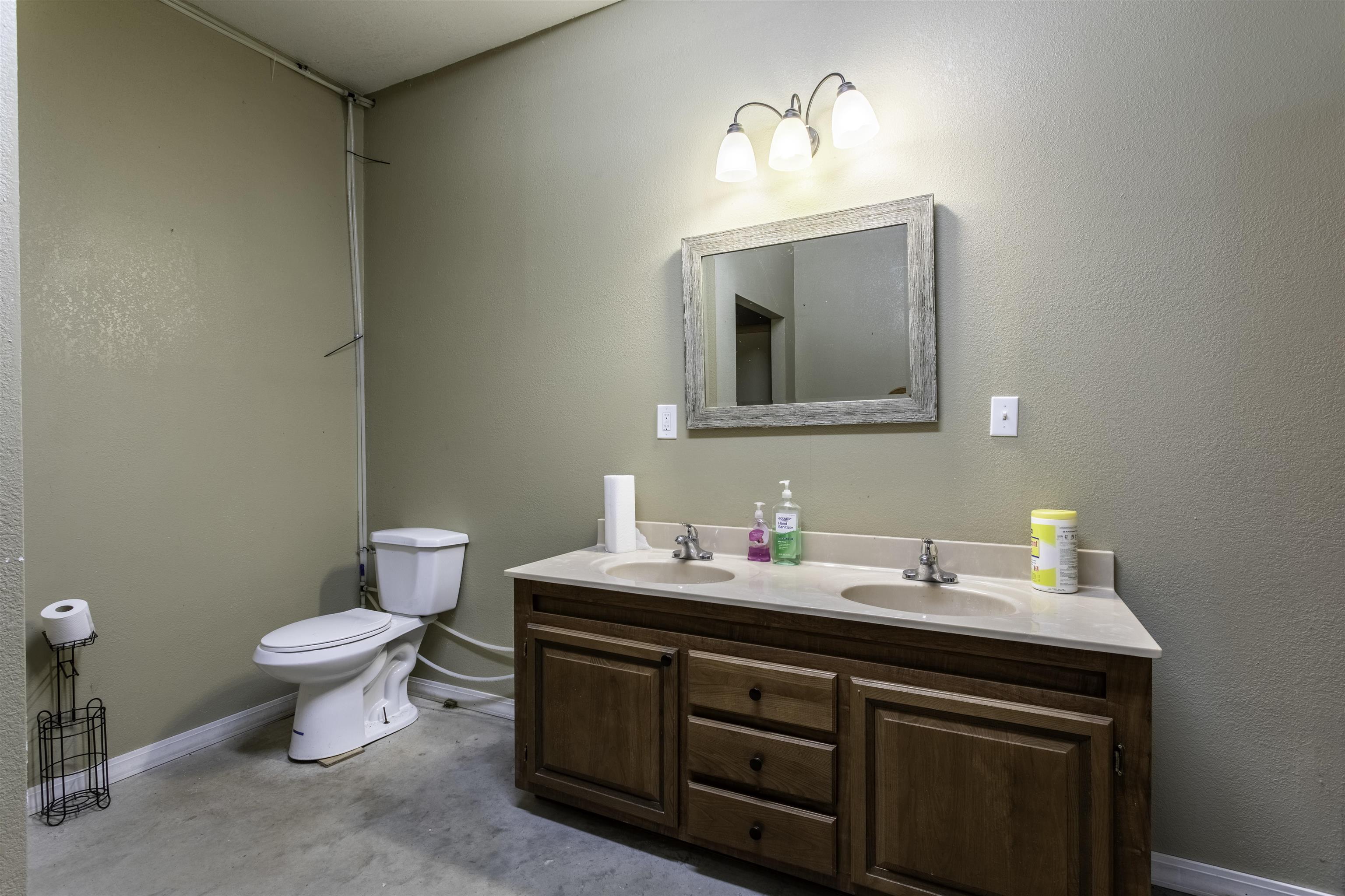 9 & 15 Pear Tree Lane Property Photo 47