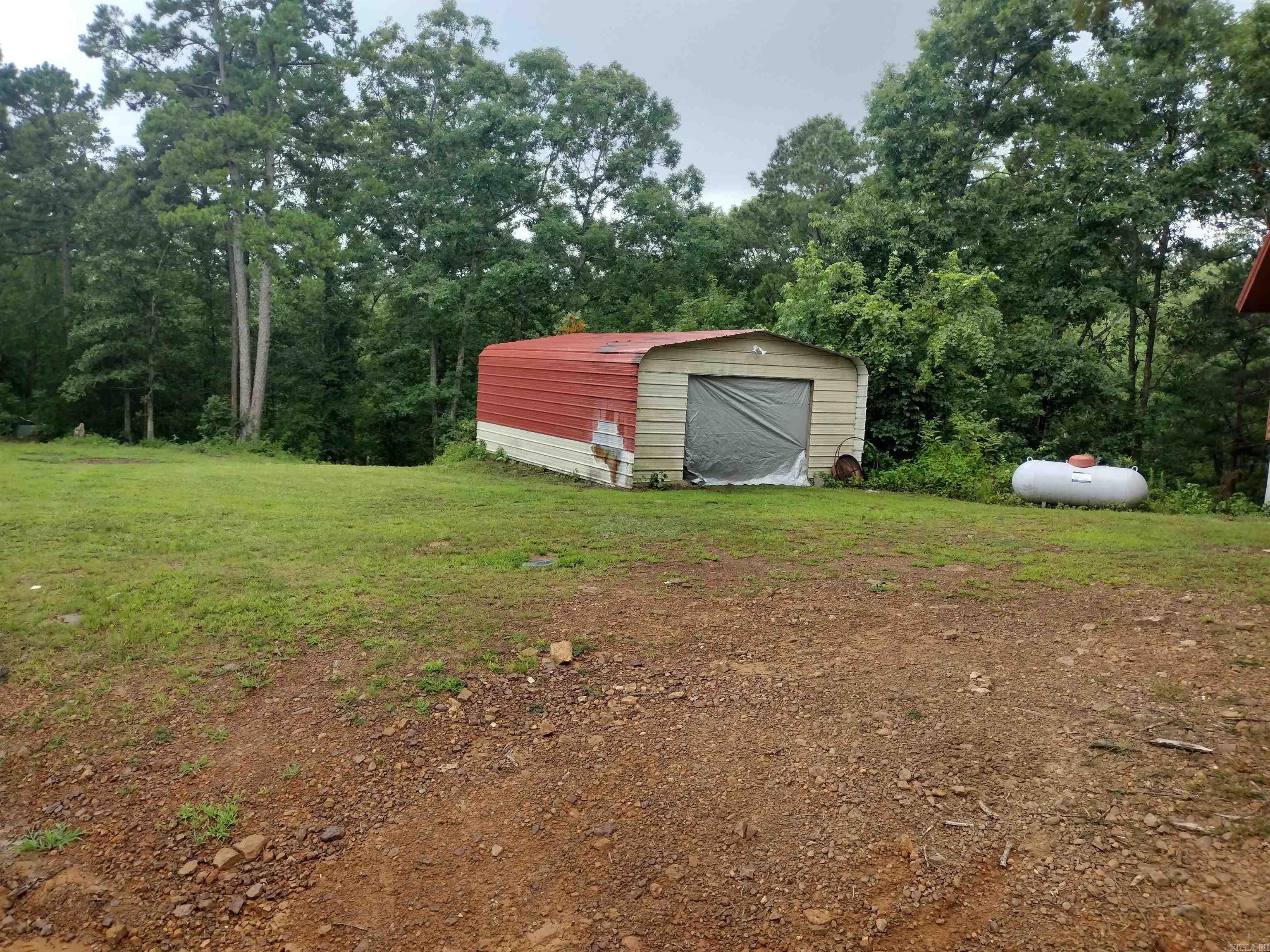 300 Arrow Head Property Photo 28