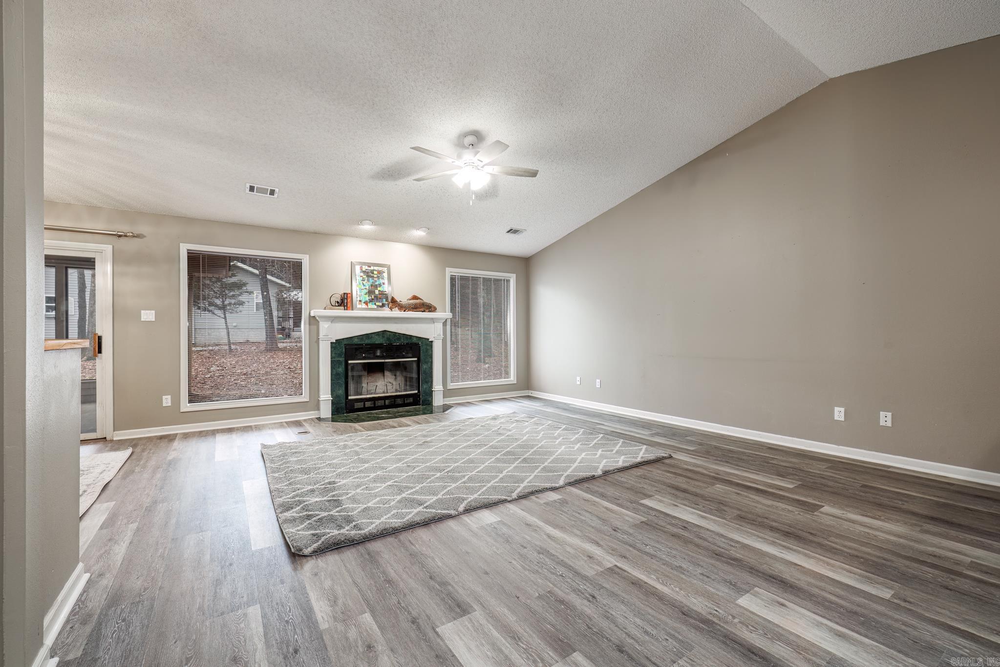 1 Valedero Ln Property Photo 9
