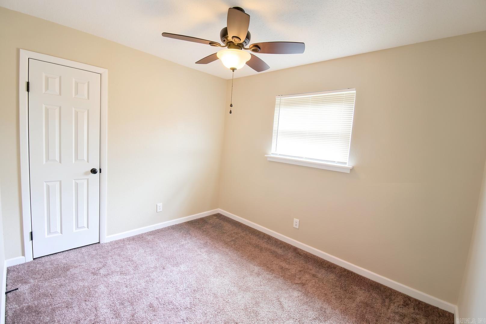 7325 Twin Oaks Road Property Photo 11