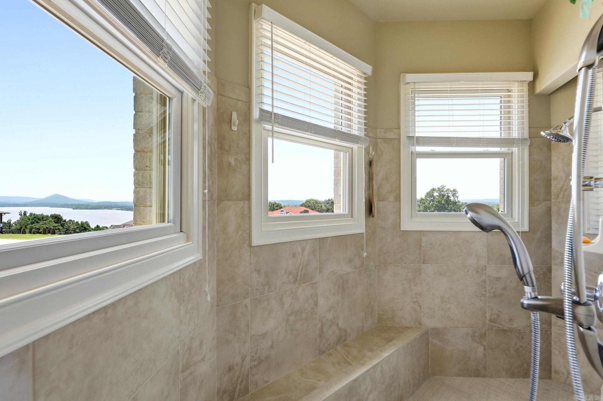15408 Mountain View Dr Property Photo 22