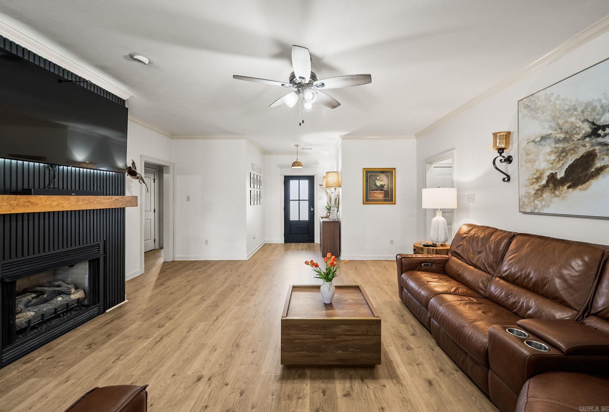 16 Oak Tree Circle Property Photo 9