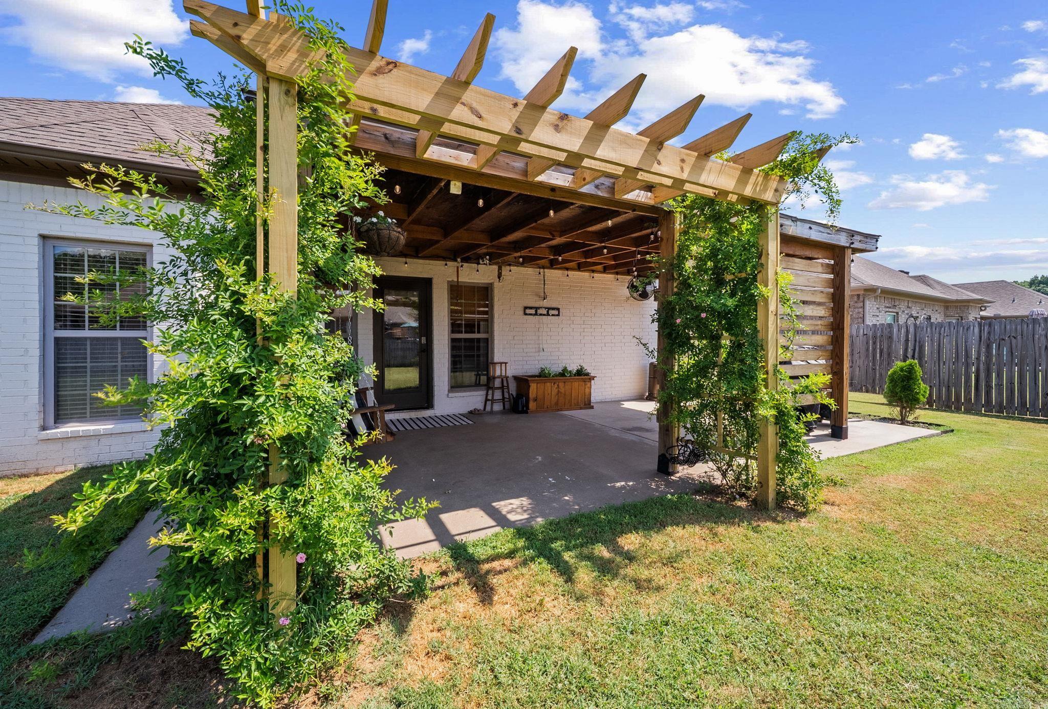 16 Oak Tree Circle Property Photo 11