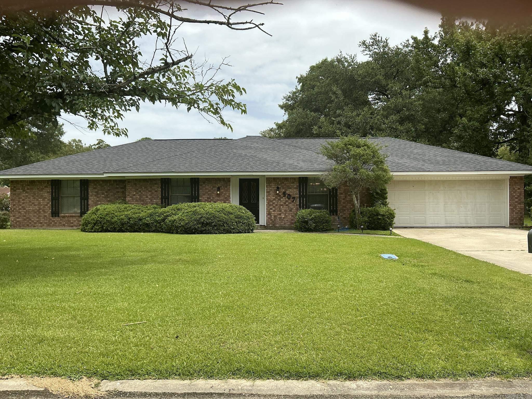 507 Walnut Property Photo 1