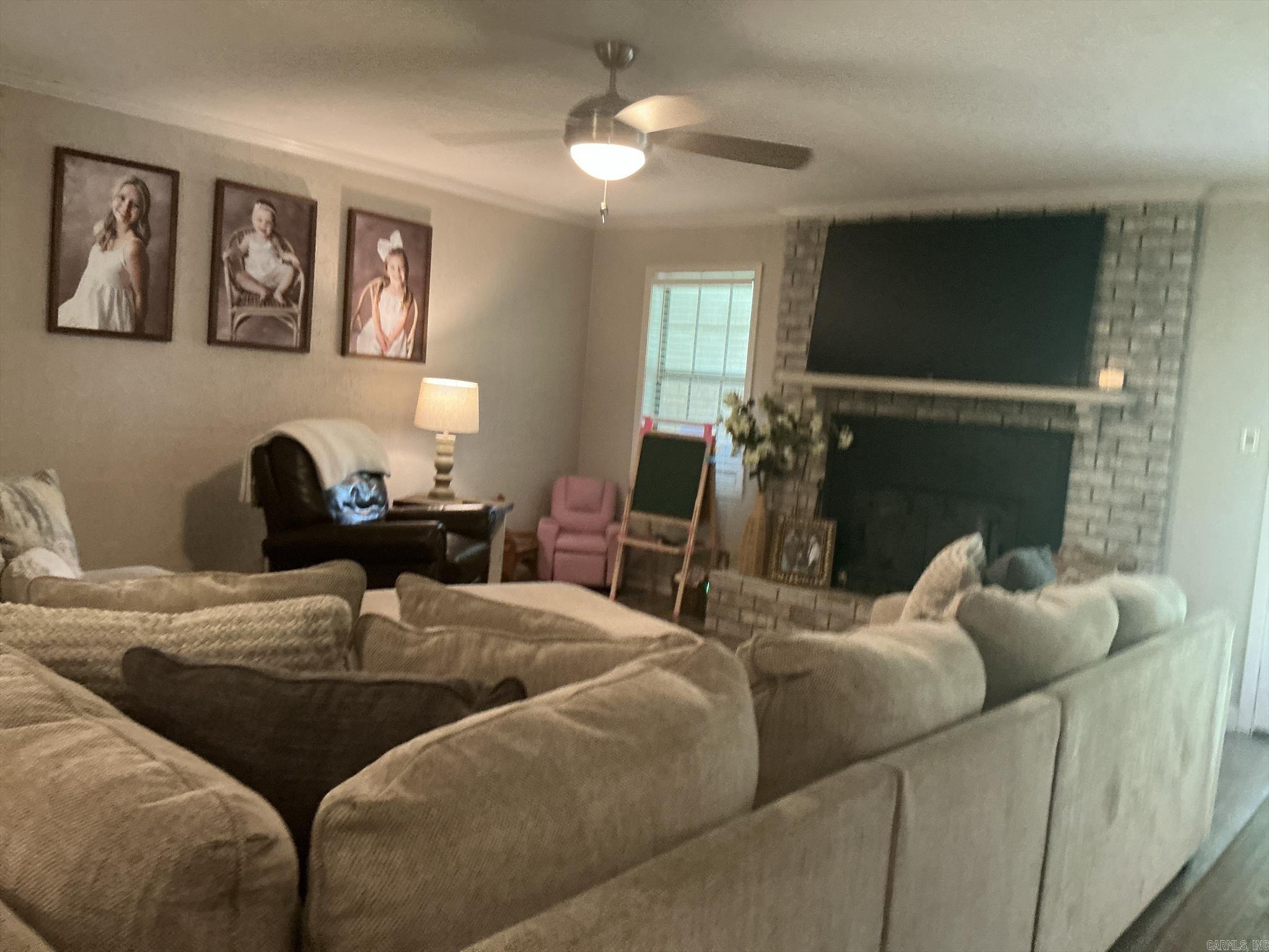 507 Walnut Property Photo 8