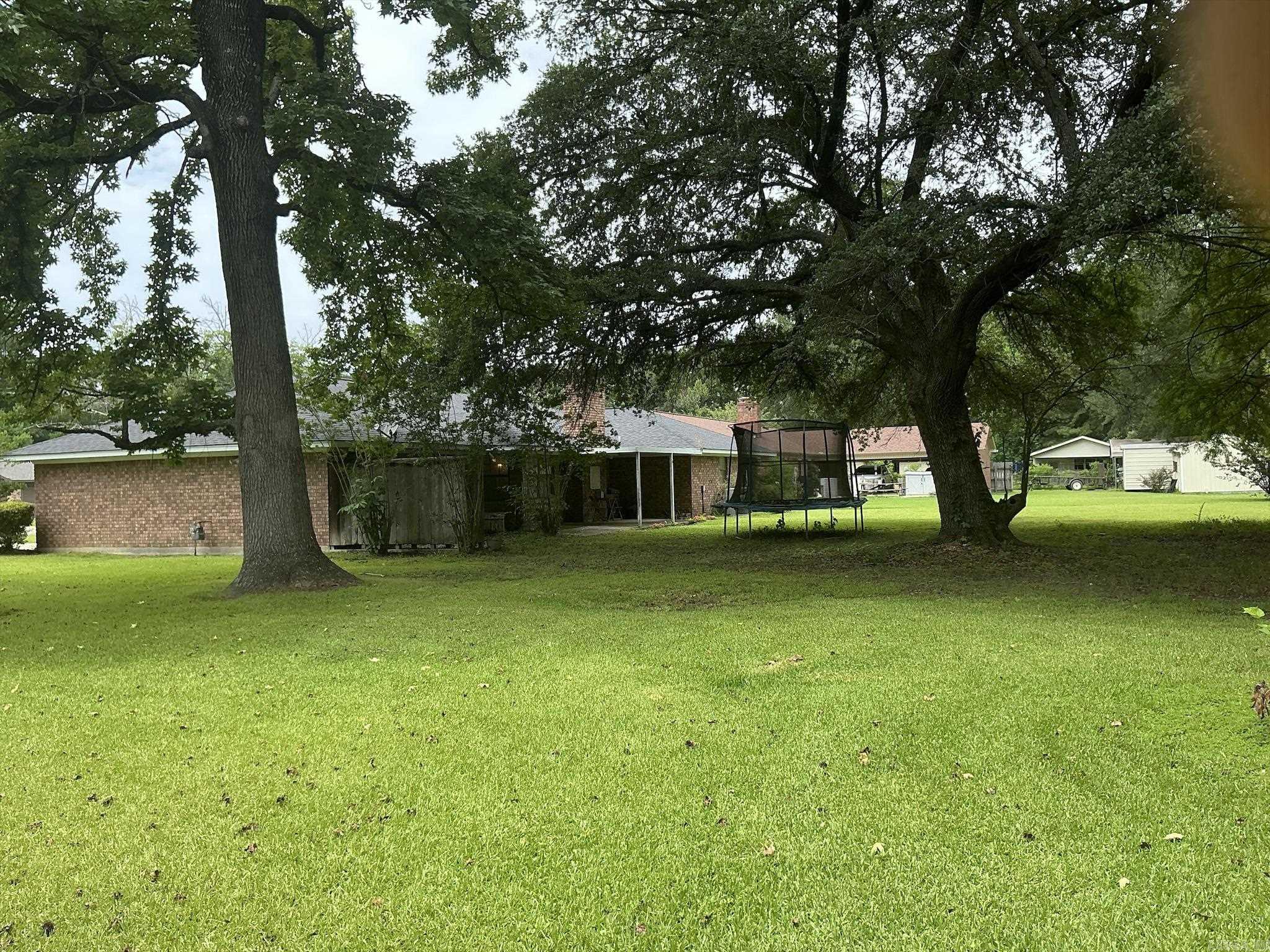 507 Walnut Property Photo 44