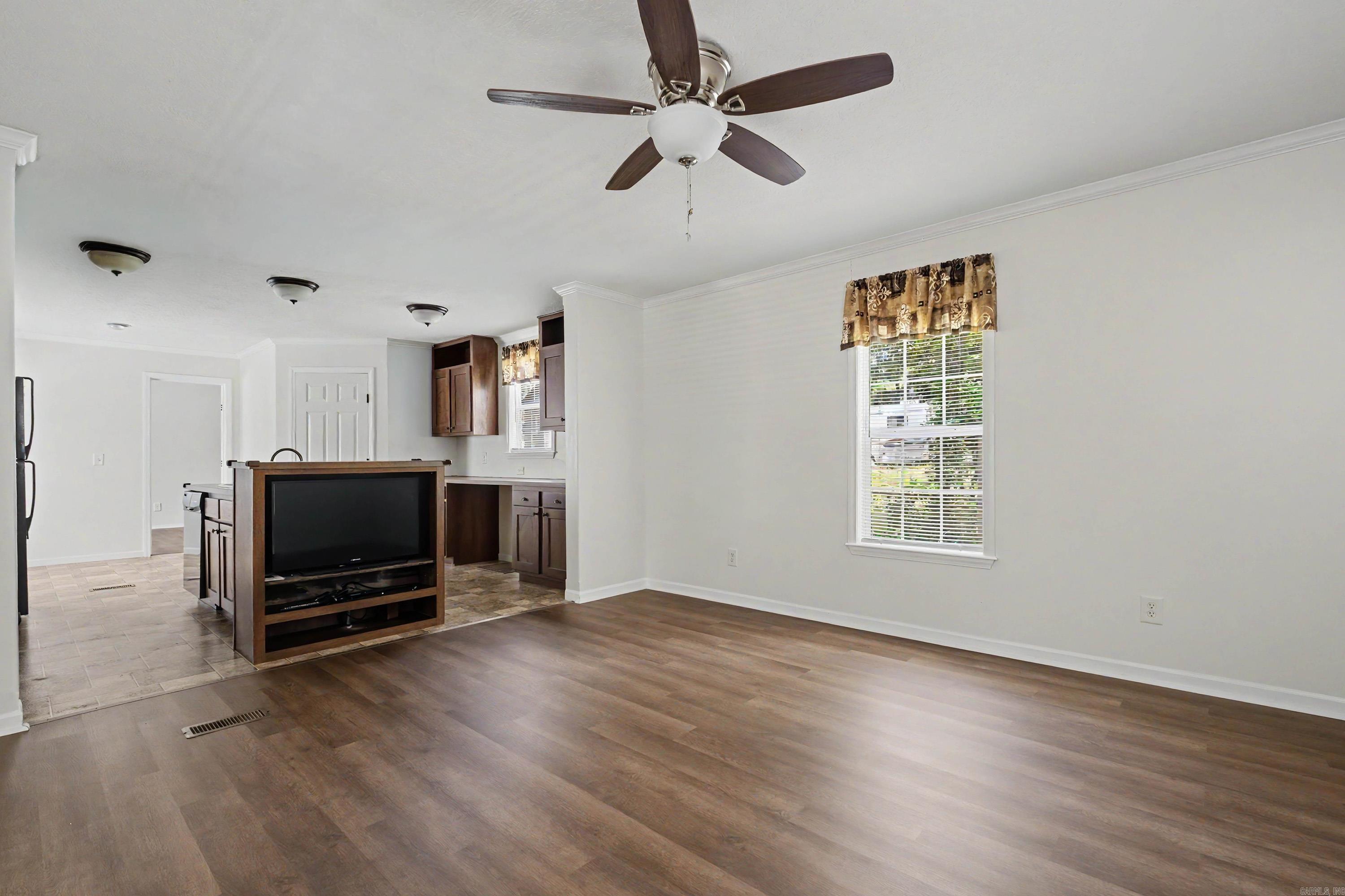 10305 Sunshine Garden Property Photo 6