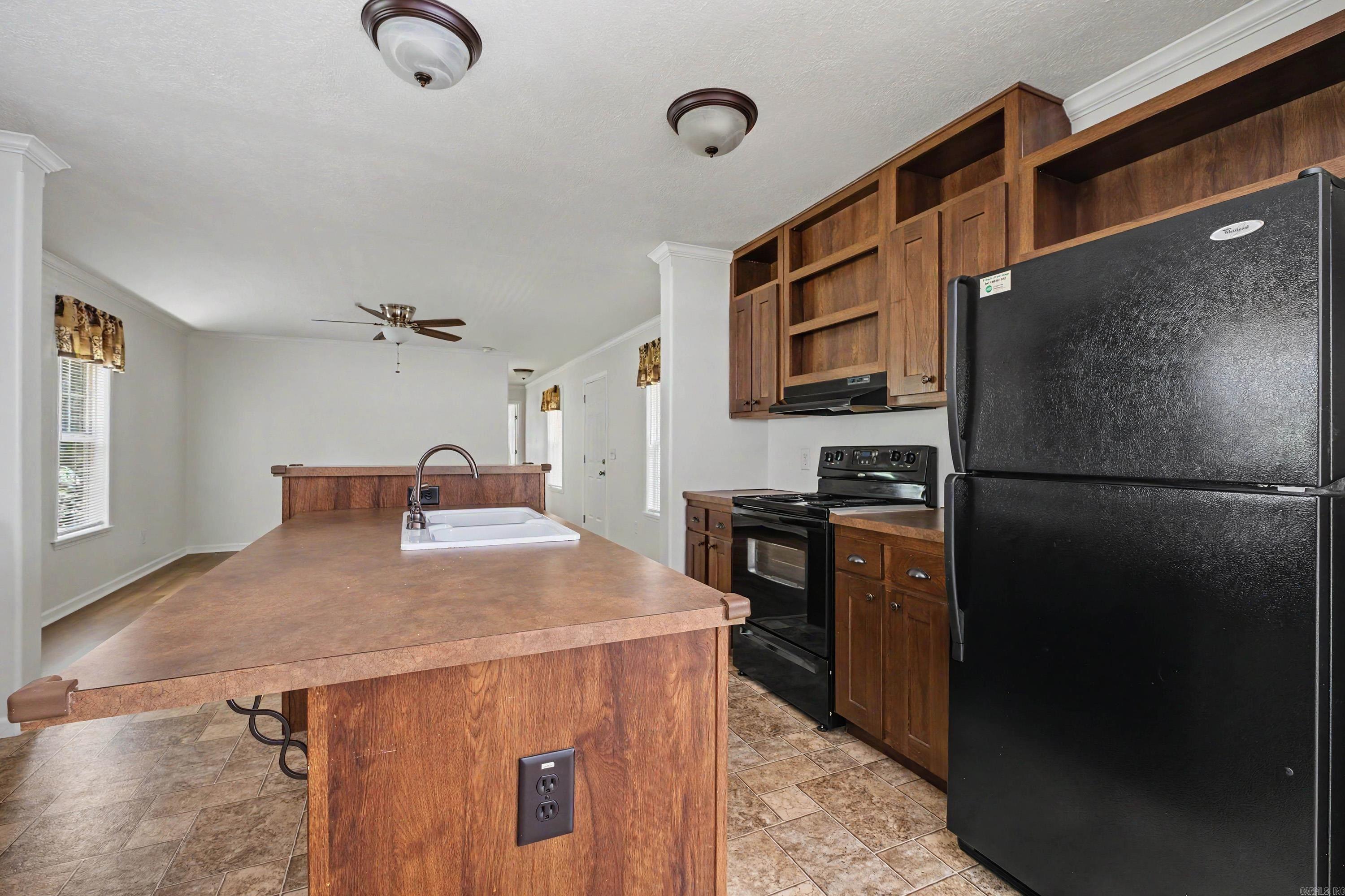 10305 Sunshine Garden Property Photo 9
