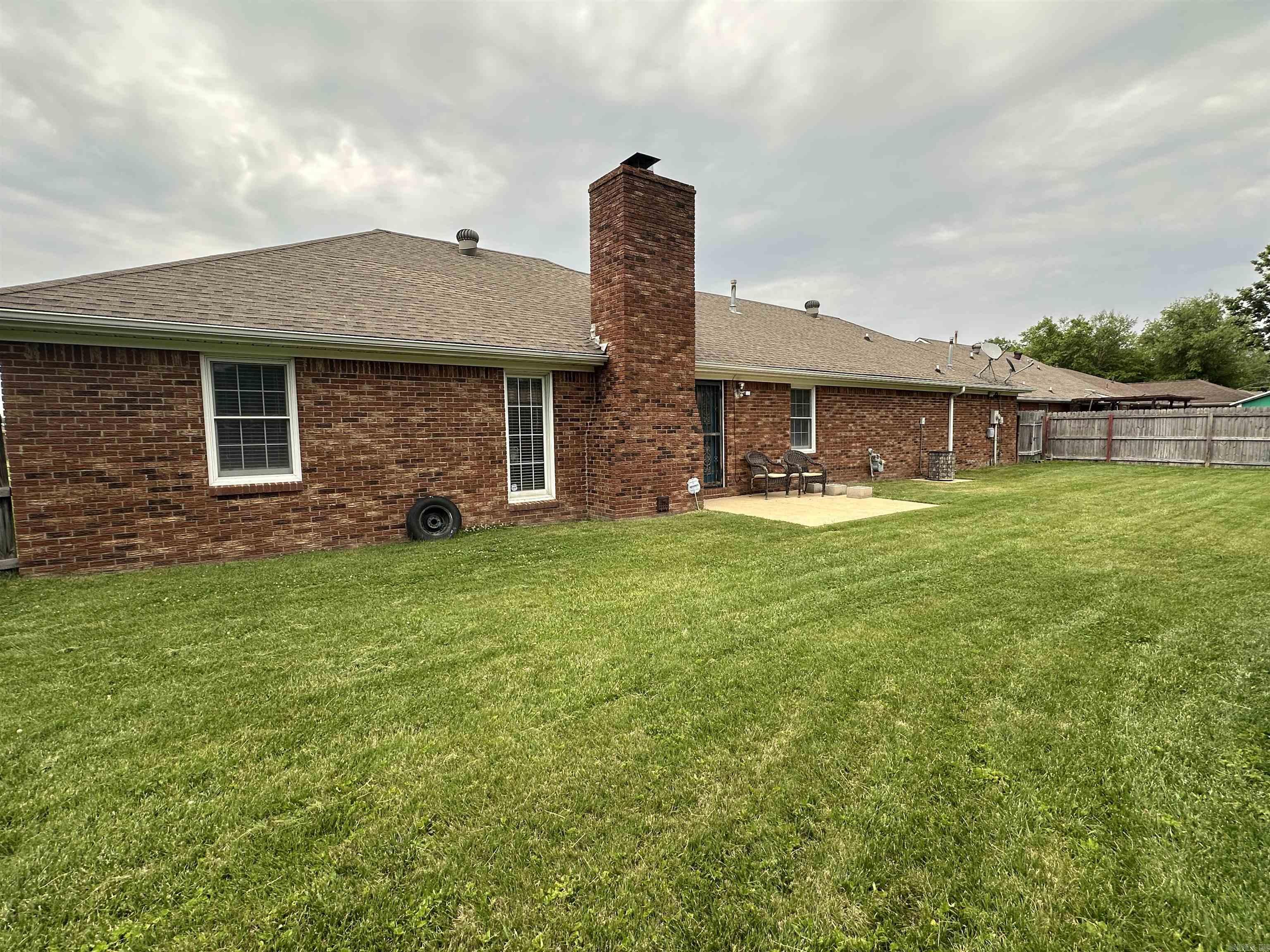 509 Riverbend Cove Property Photo 17