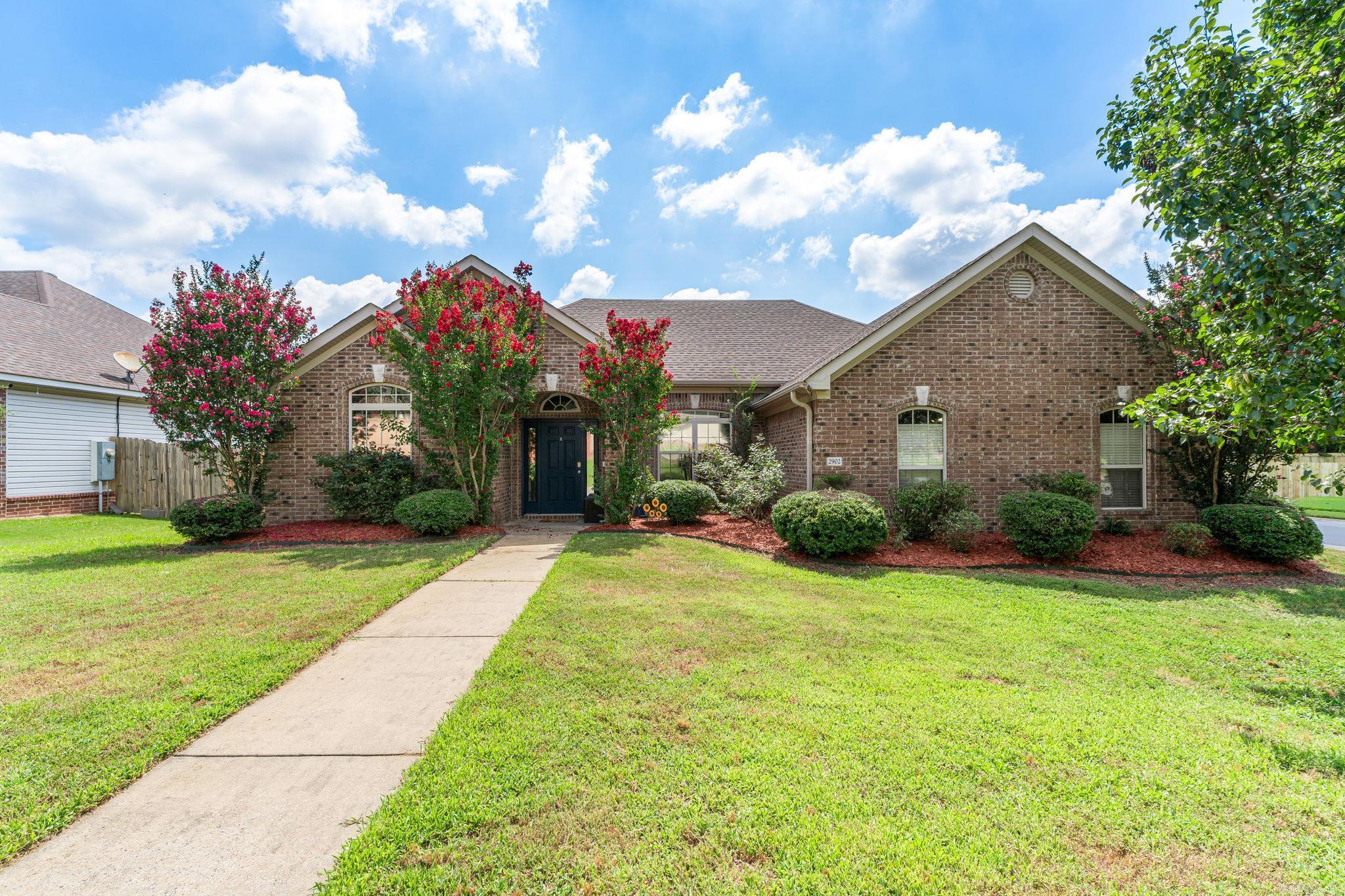 2902 Millbrook Drive Property Photo 1
