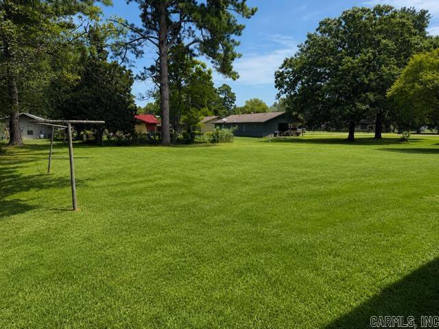 1107 Dogwood Drive Property Photo 3
