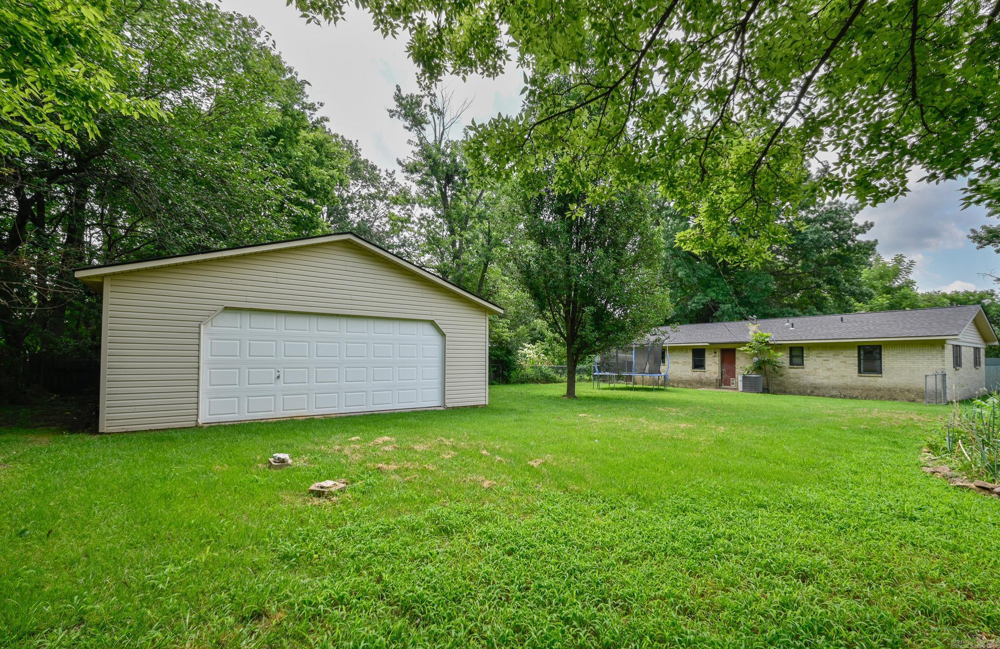 1807 Lena Property Photo 4
