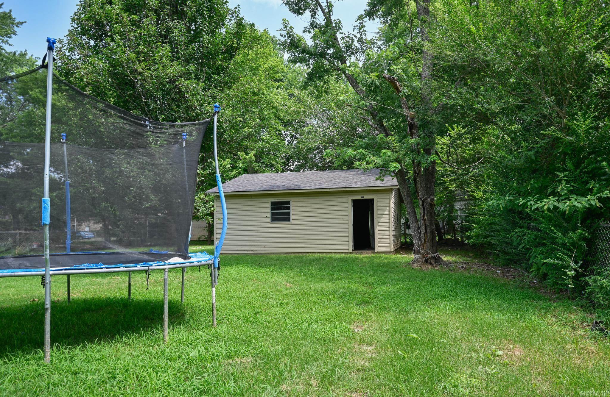1807 Lena Property Photo 9