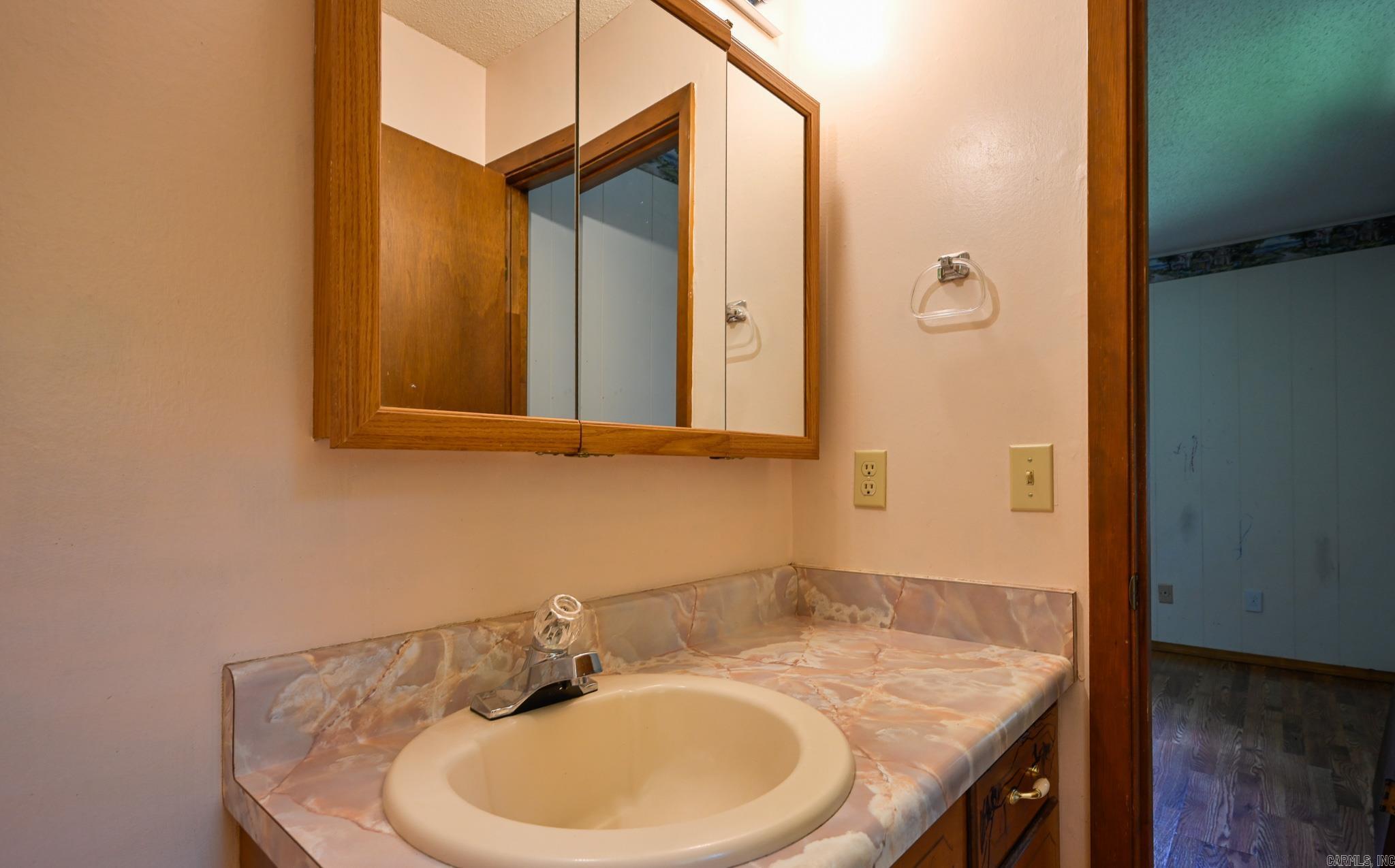 1807 Lena Property Photo 29