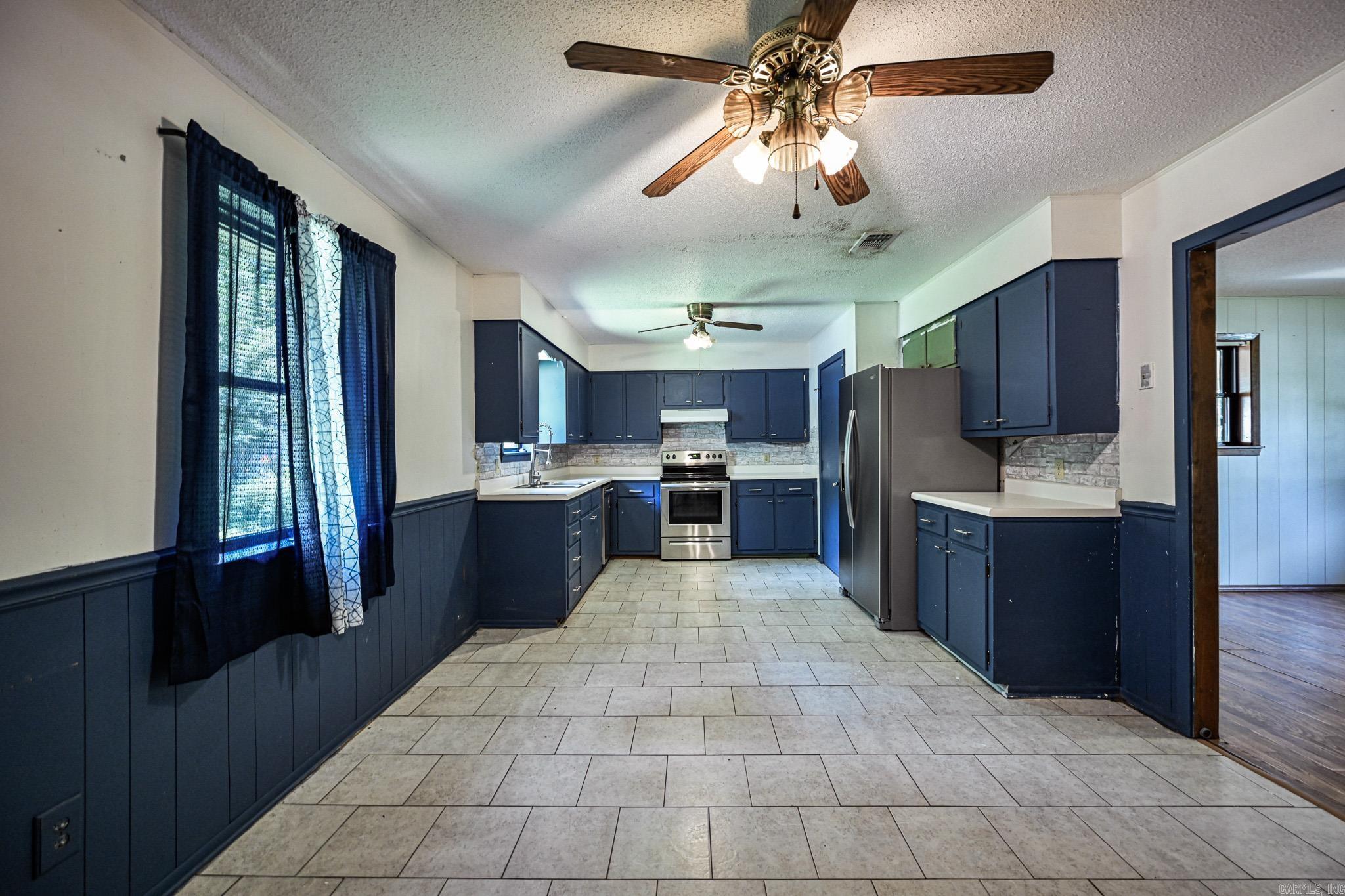 1807 Lena Property Photo 30