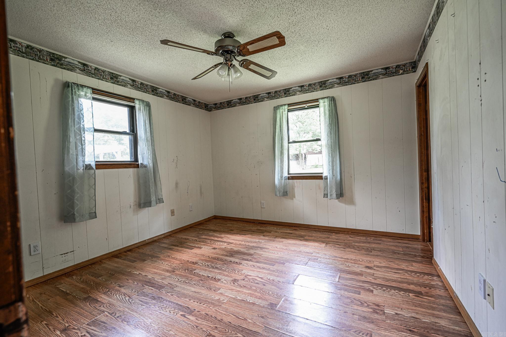 1807 Lena Property Photo 36